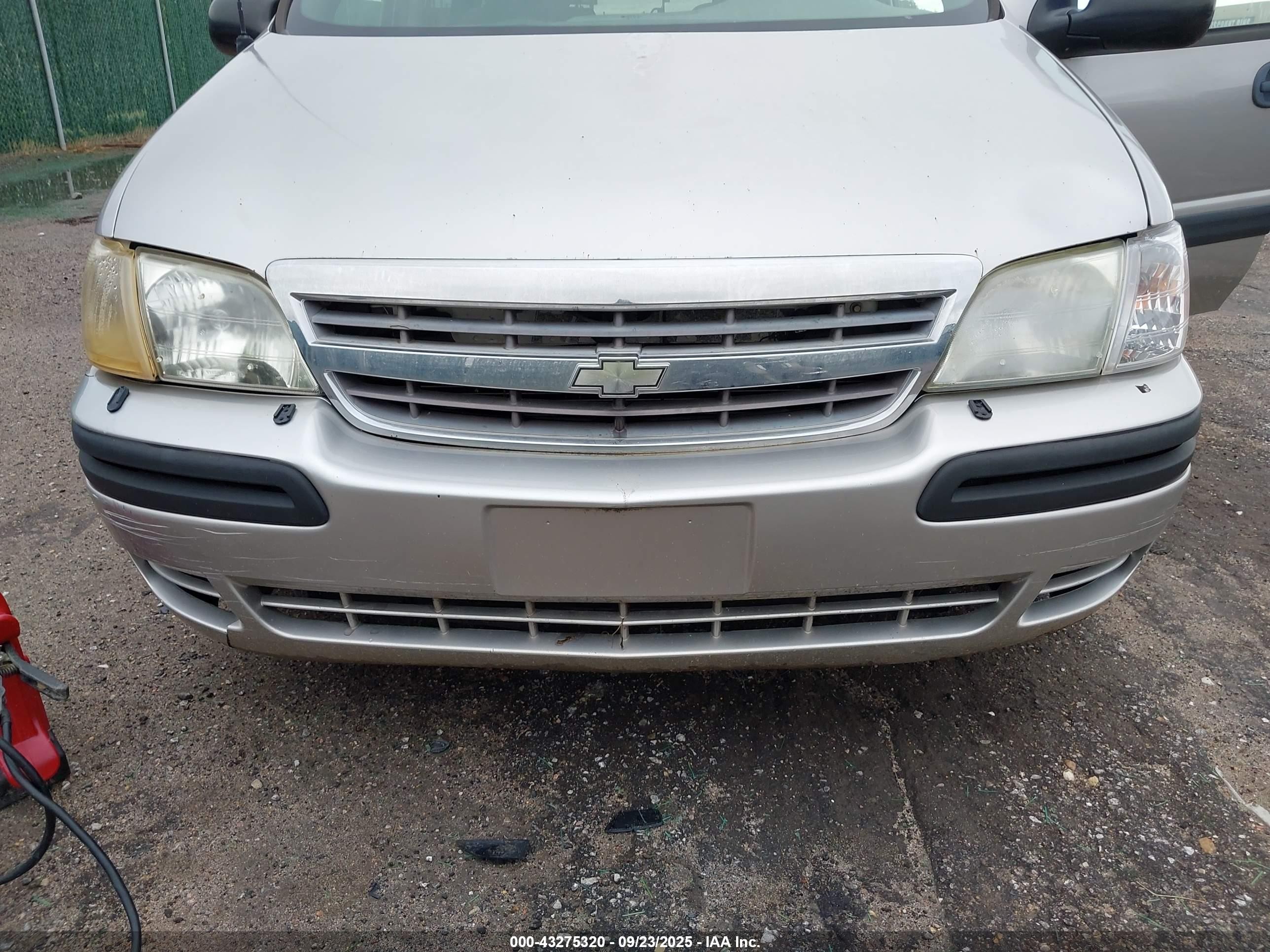 2004 Chevrolet Venture Ls Gray vin: 1GNDX03E44D105277