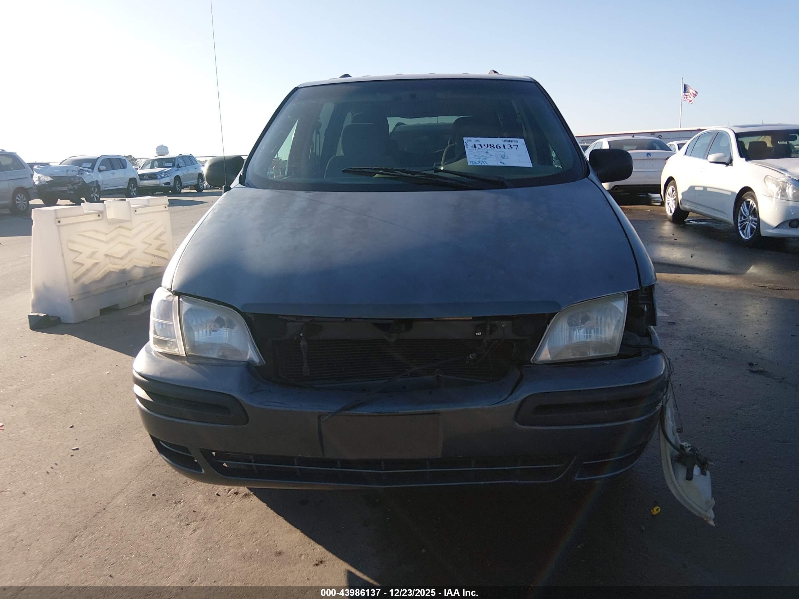 2004 Chevrolet Venture Ls Gray vin: 1GNDX03E44D171019