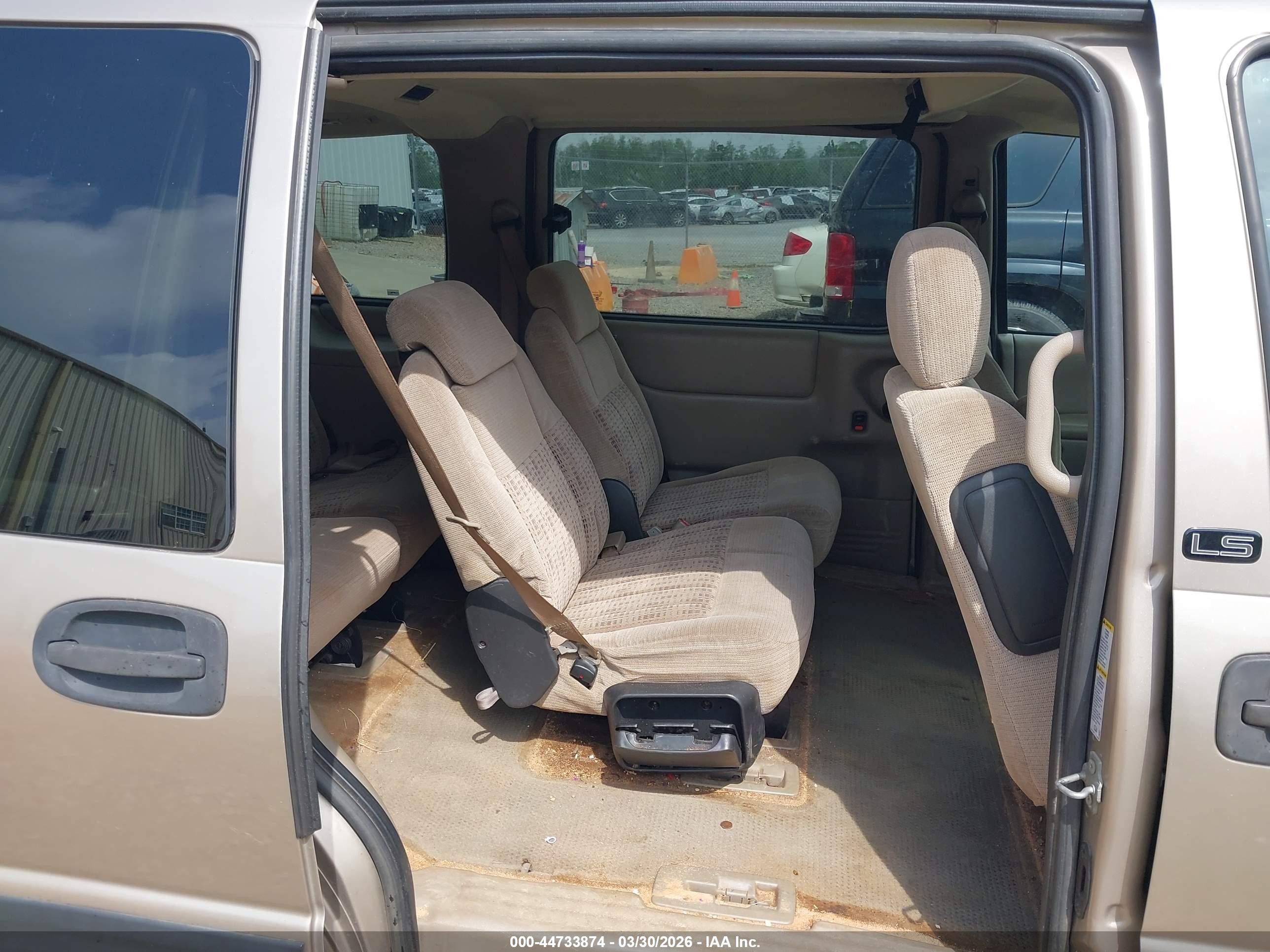 2004 Chevrolet Venture Ls Gold vin: 1GNDX03E44D263473