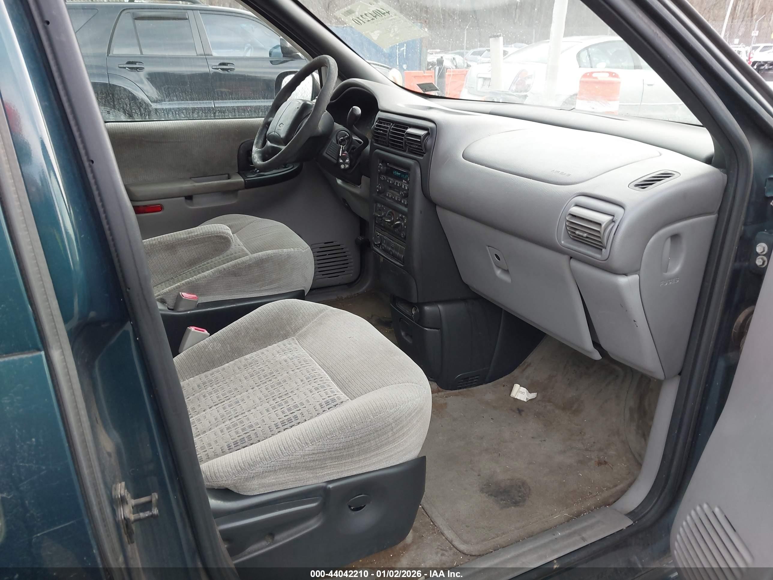 2001 Chevrolet Venture Ls Зеленый vin: 1GNDX03E51D286496