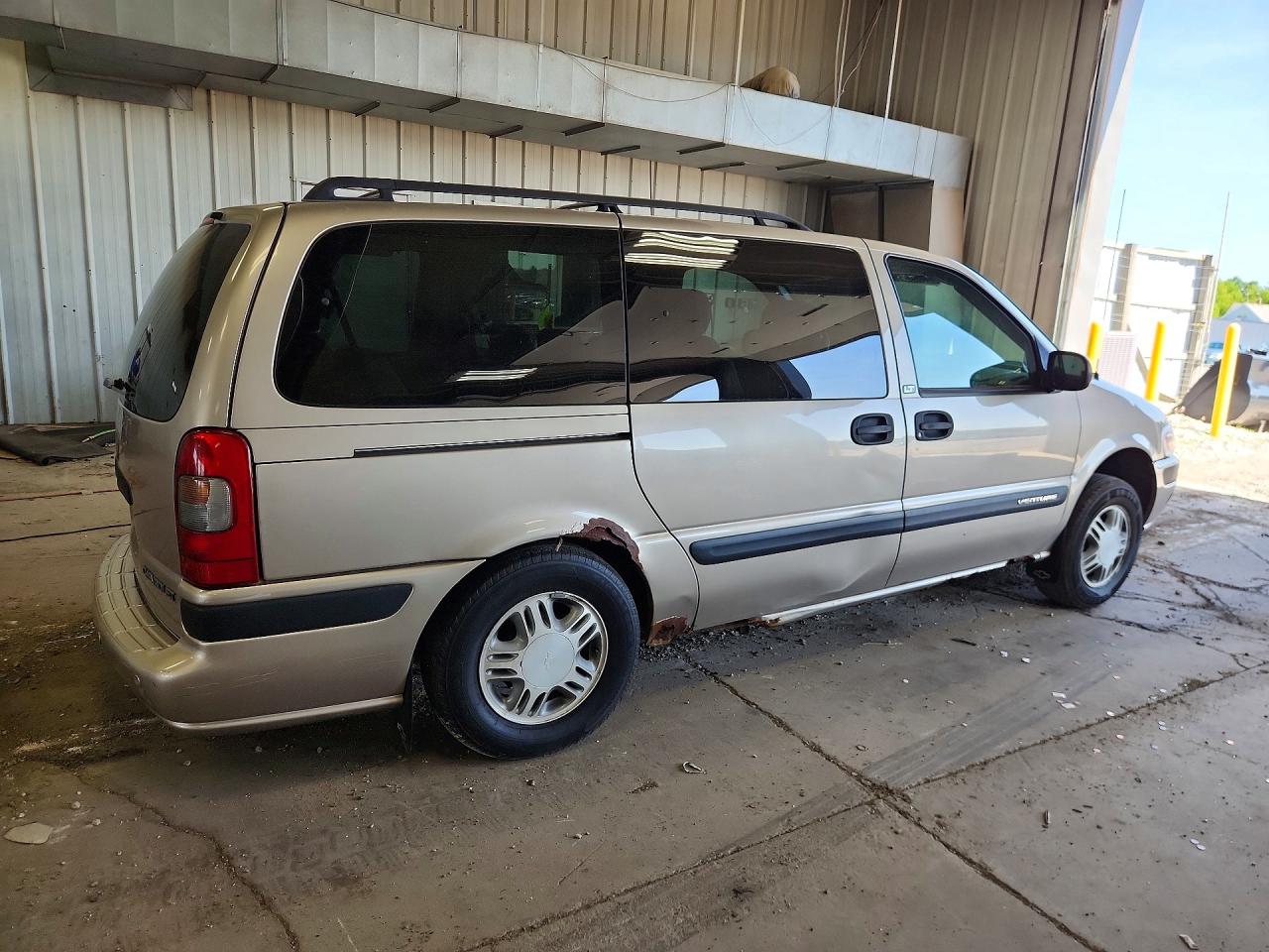 2002 Chevrolet Venture Tan vin: 1GNDX03E52D228101