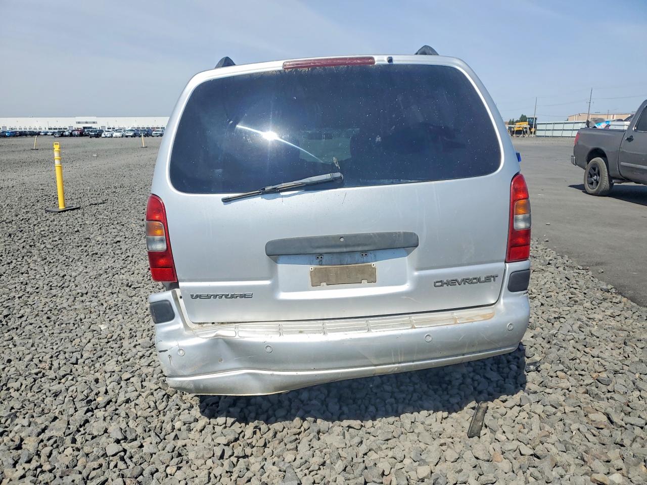 2003 Chevrolet Venture Silver vin: 1GNDX03E53D120403