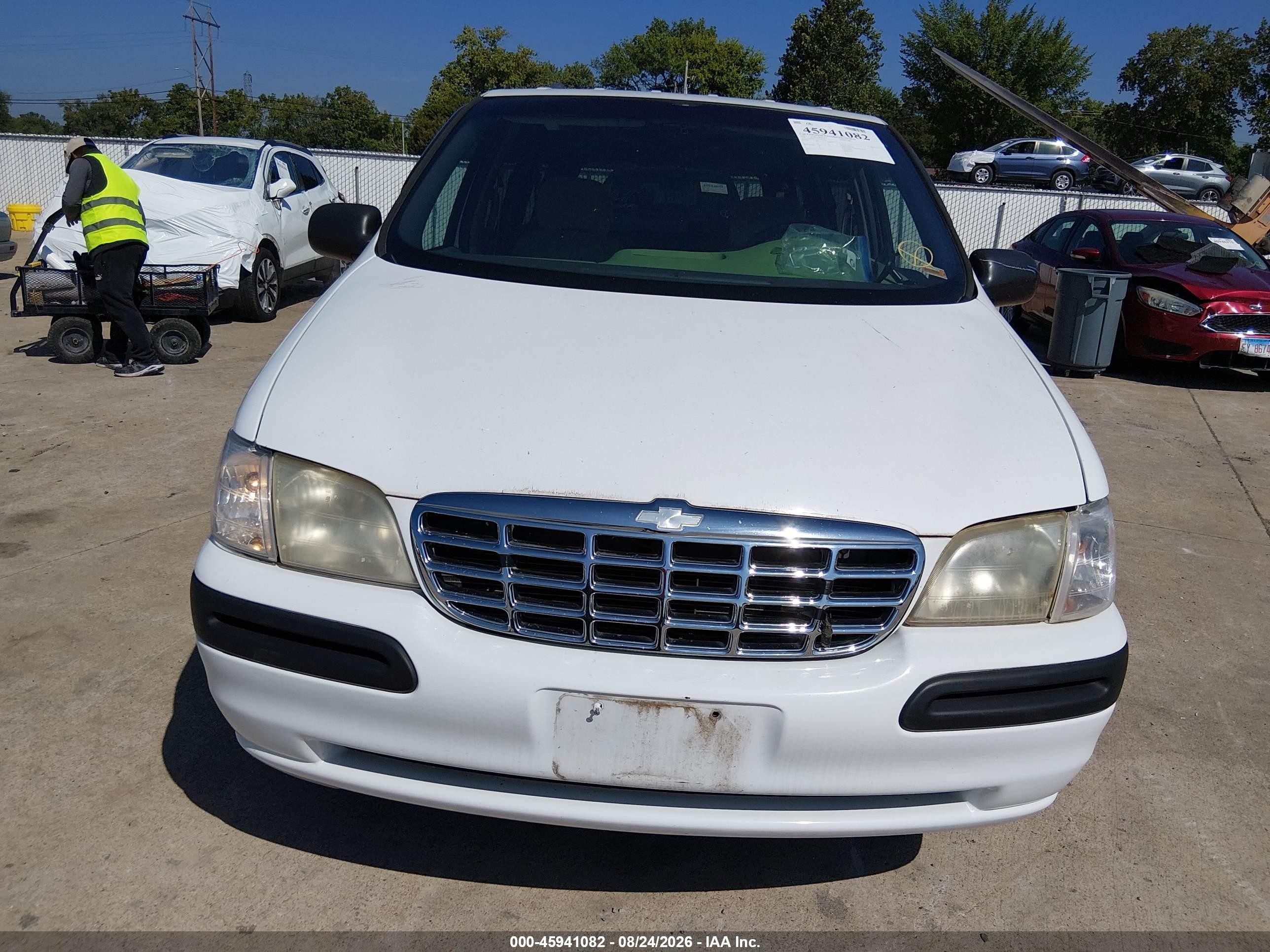 1997 Chevrolet Venture   White vin: 1GNDX03E5VD257263