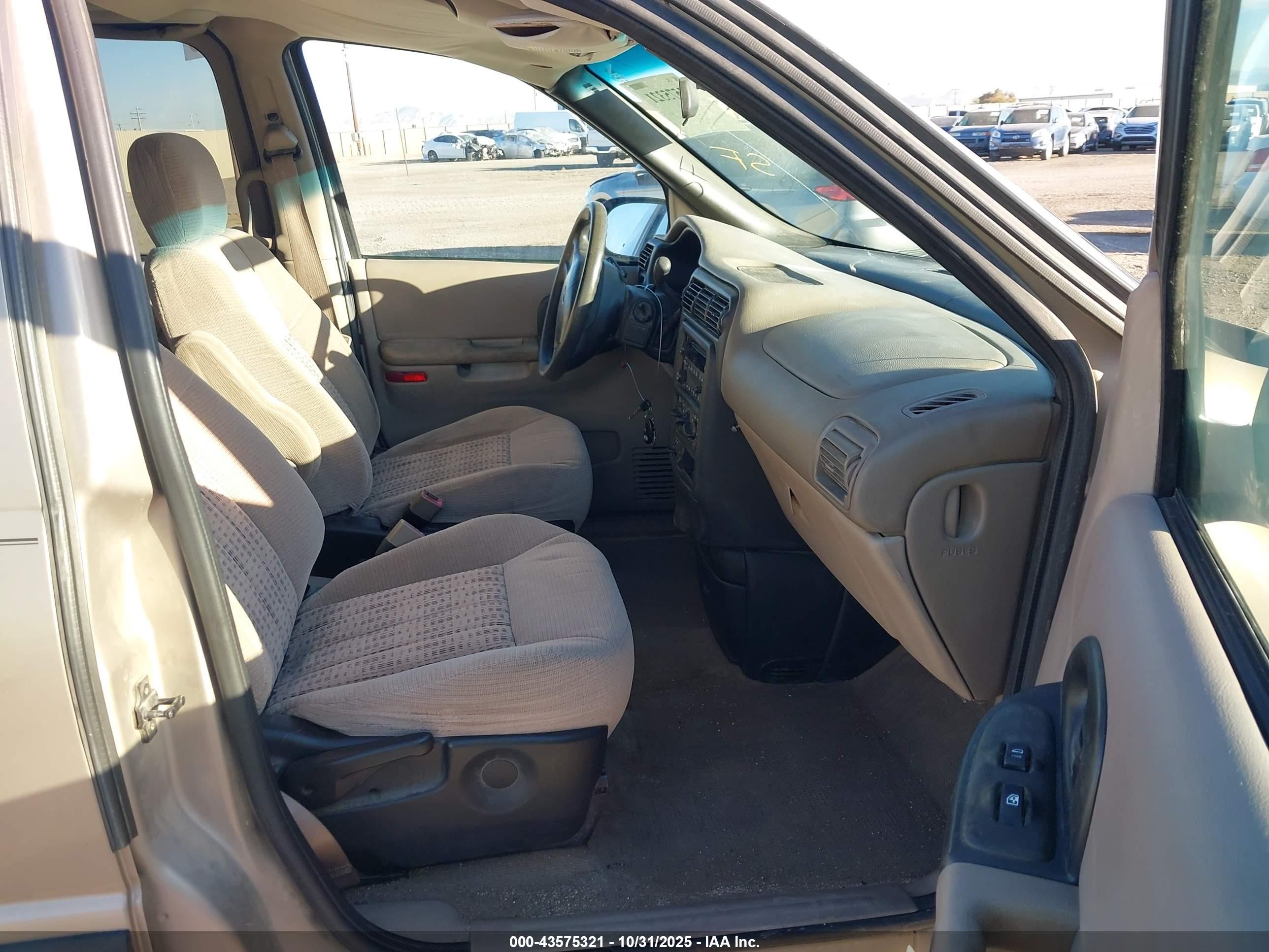 2004 Chevrolet Venture Ls Champagne vin: 1GNDX03E64D104664