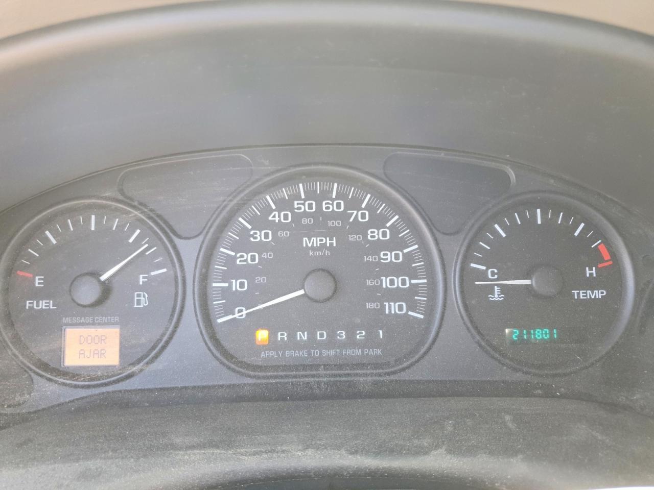 2001 Chev Venture White vin: 1GNDX03E71D160141