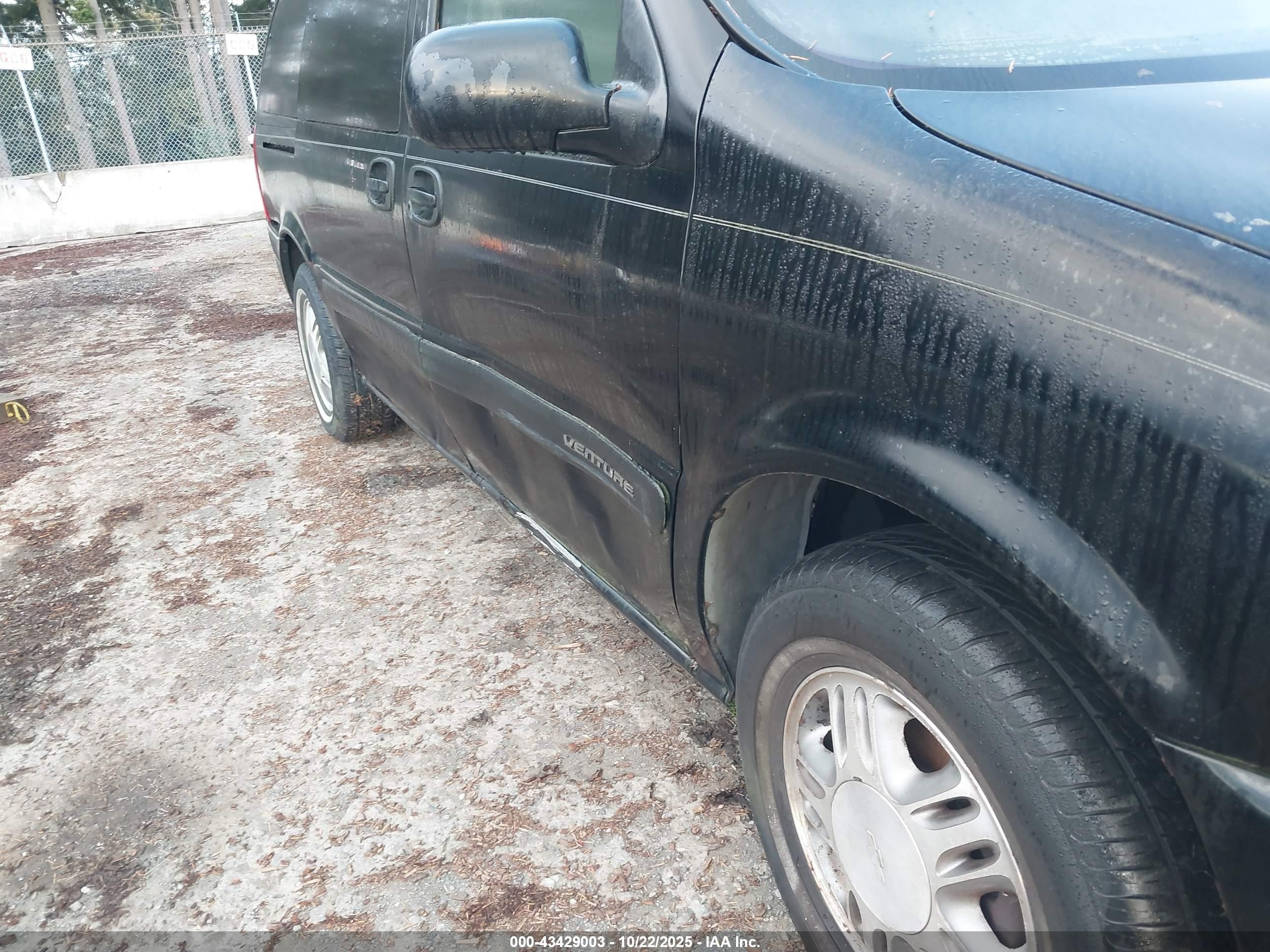 2001 Chevrolet Venture Ls Black vin: 1GNDX03E71D246372