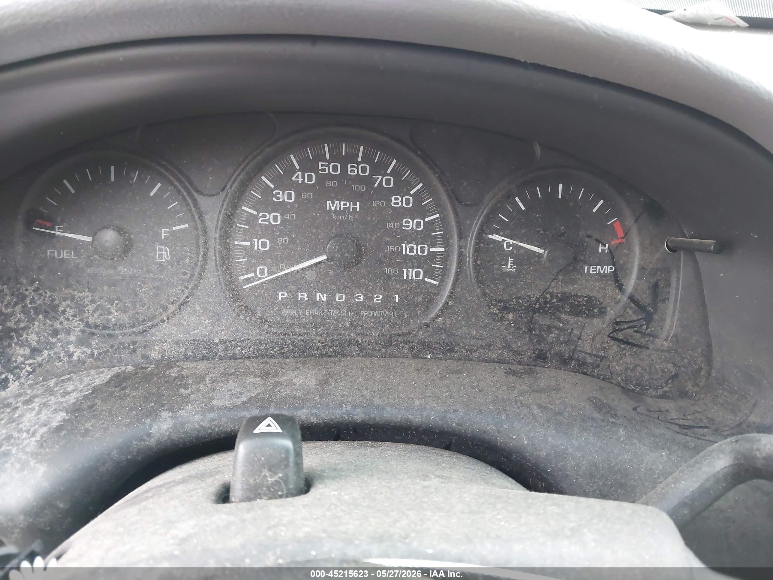 2004 Chevrolet Venture Ls White vin: 1GNDX03E74D165487