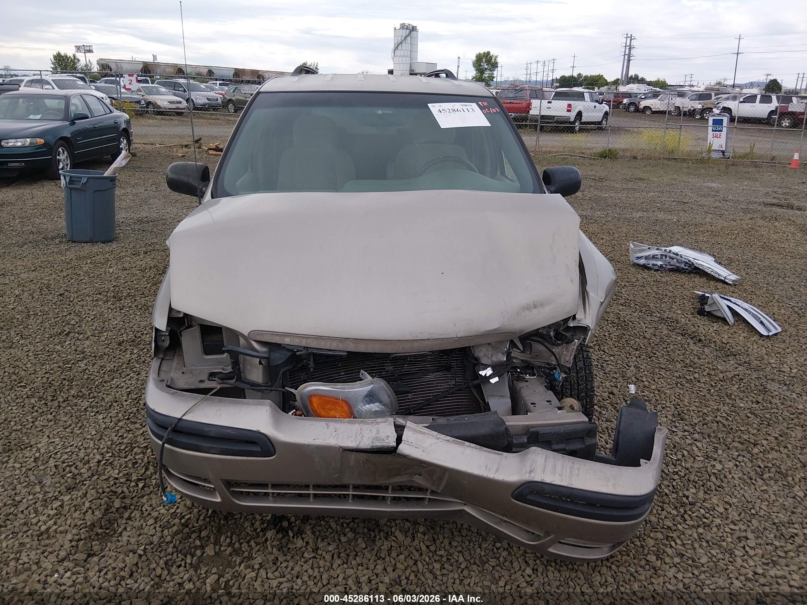 2004 Chevrolet Venture Ls Коричневый vin: 1GNDX03E84D120767