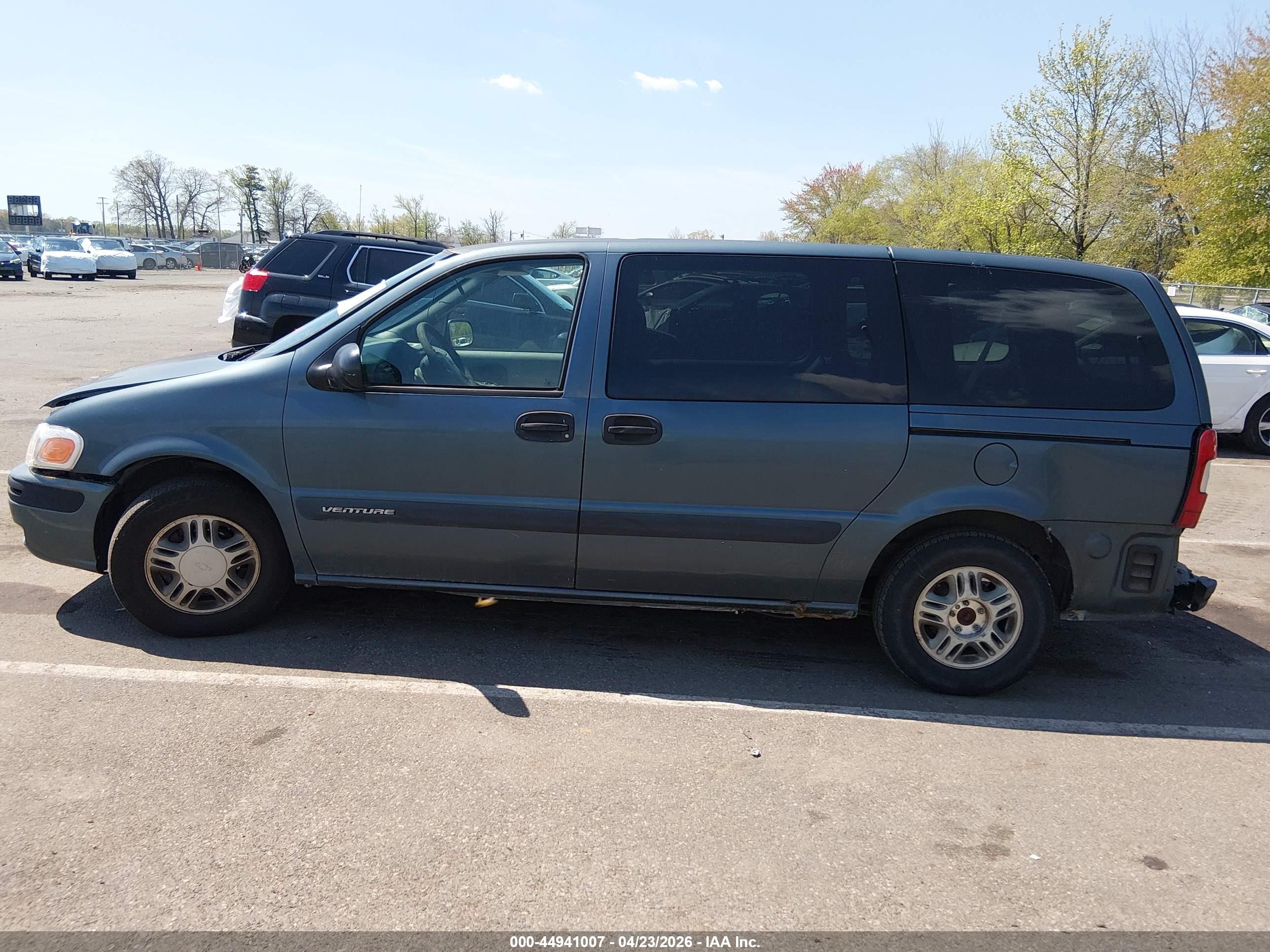 2004 Chevrolet Venture Plus Синий vin: 1GNDX03E84D251682