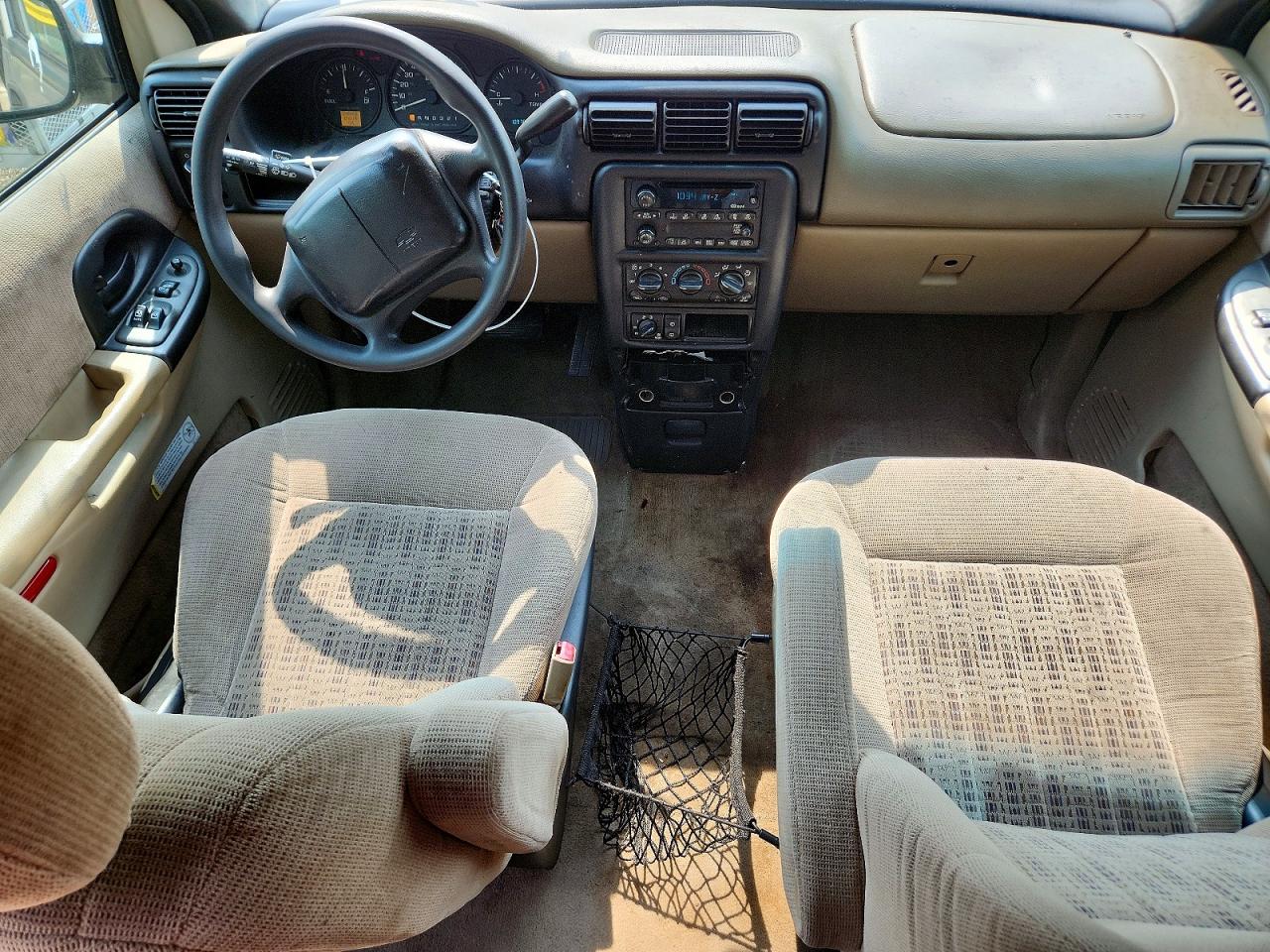 2001 Chevrolet Venture Beige vin: 1GNDX03E91D224728
