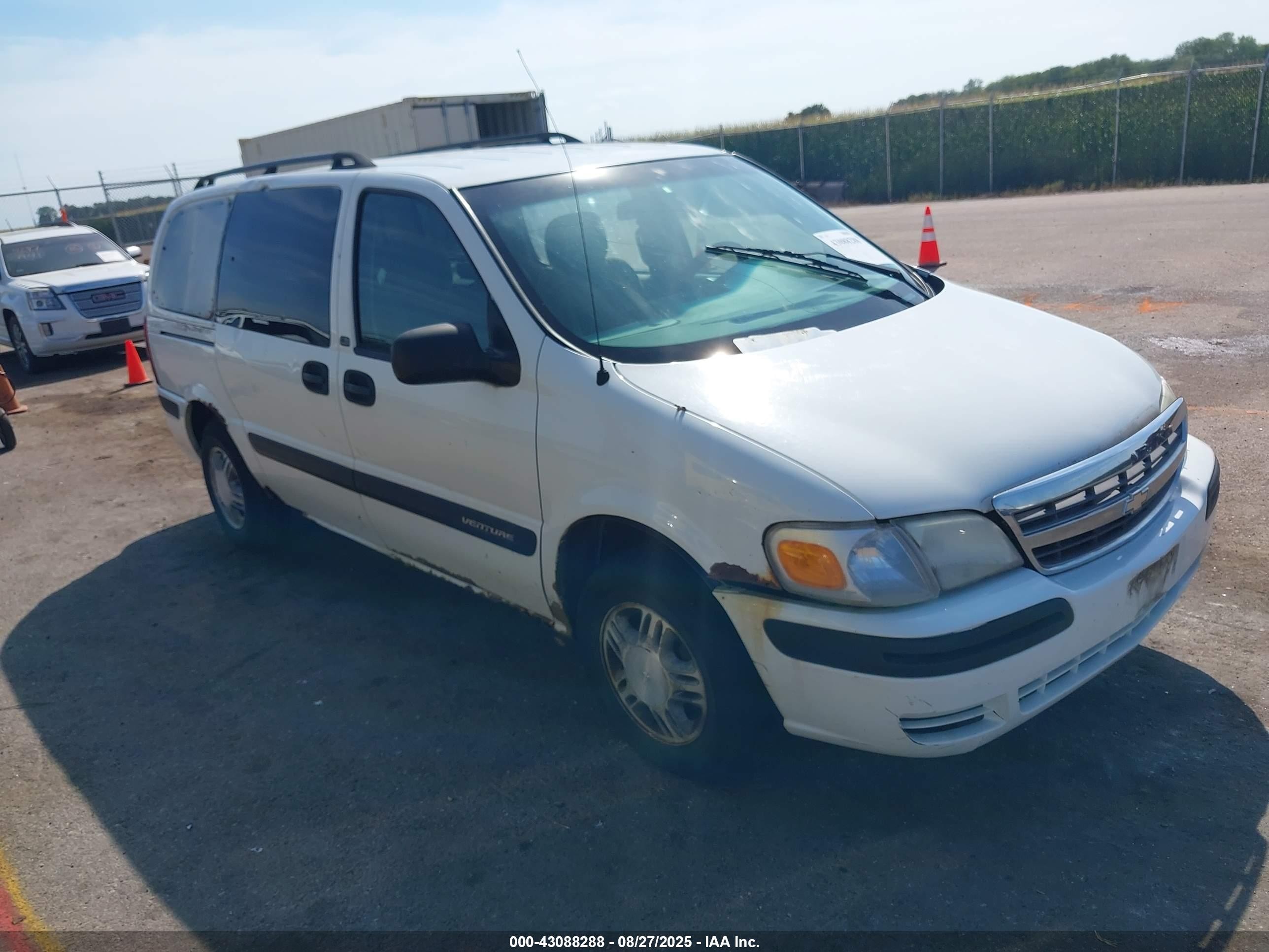 2004 Chevrolet Venture Ls White vin: 1GNDX03E94D146004