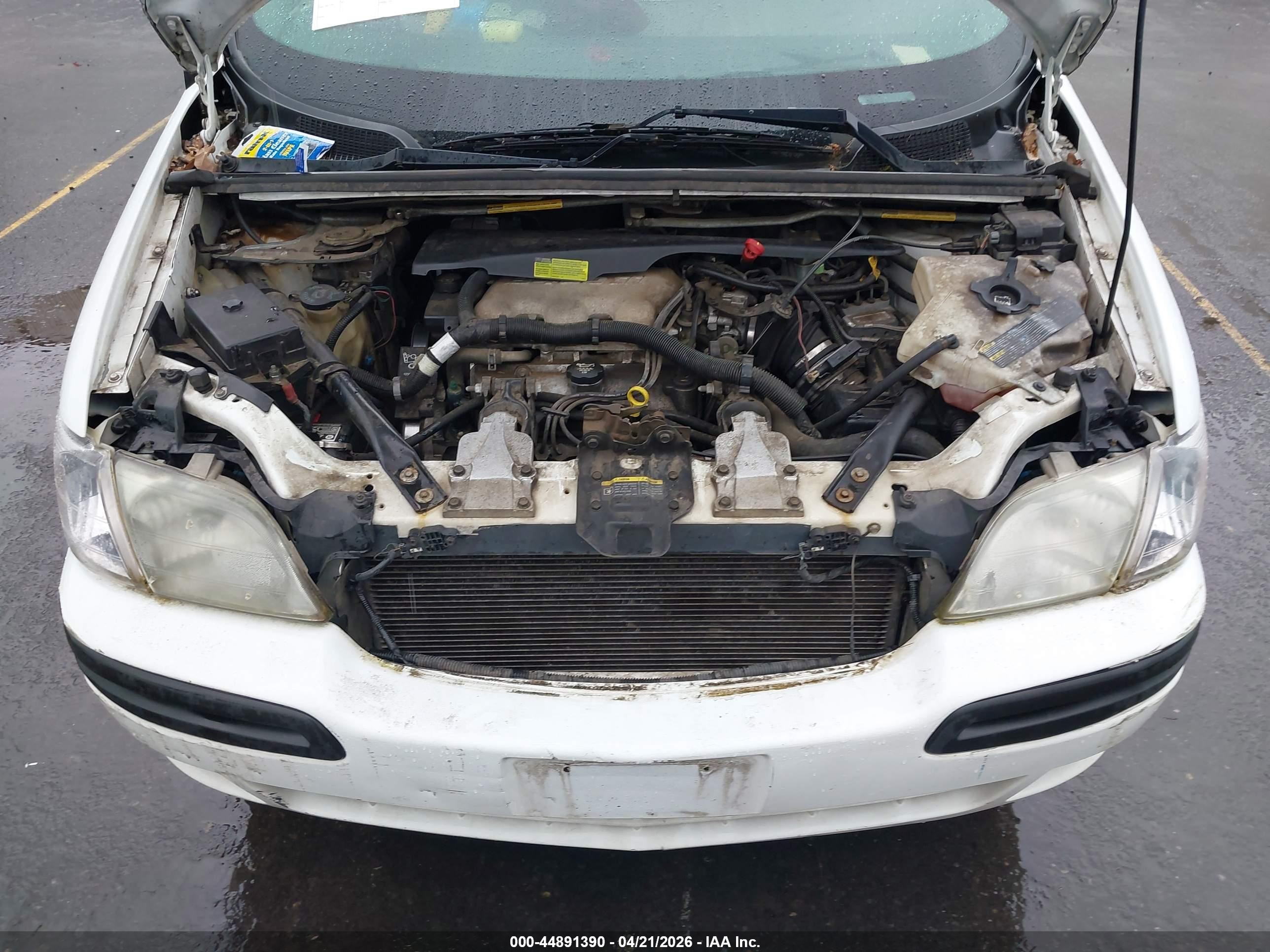 2004 Chevrolet Venture Ls White vin: 1GNDX03E94D239251