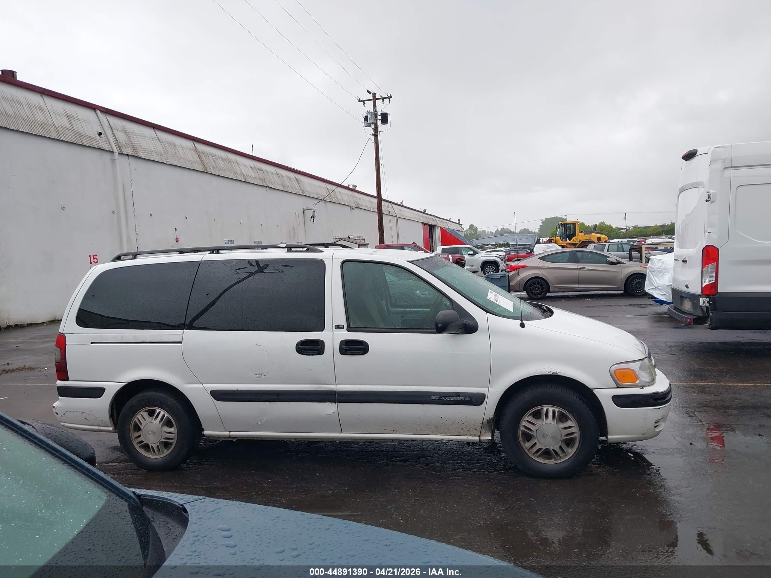 2004 Chevrolet Venture Ls White vin: 1GNDX03E94D239251