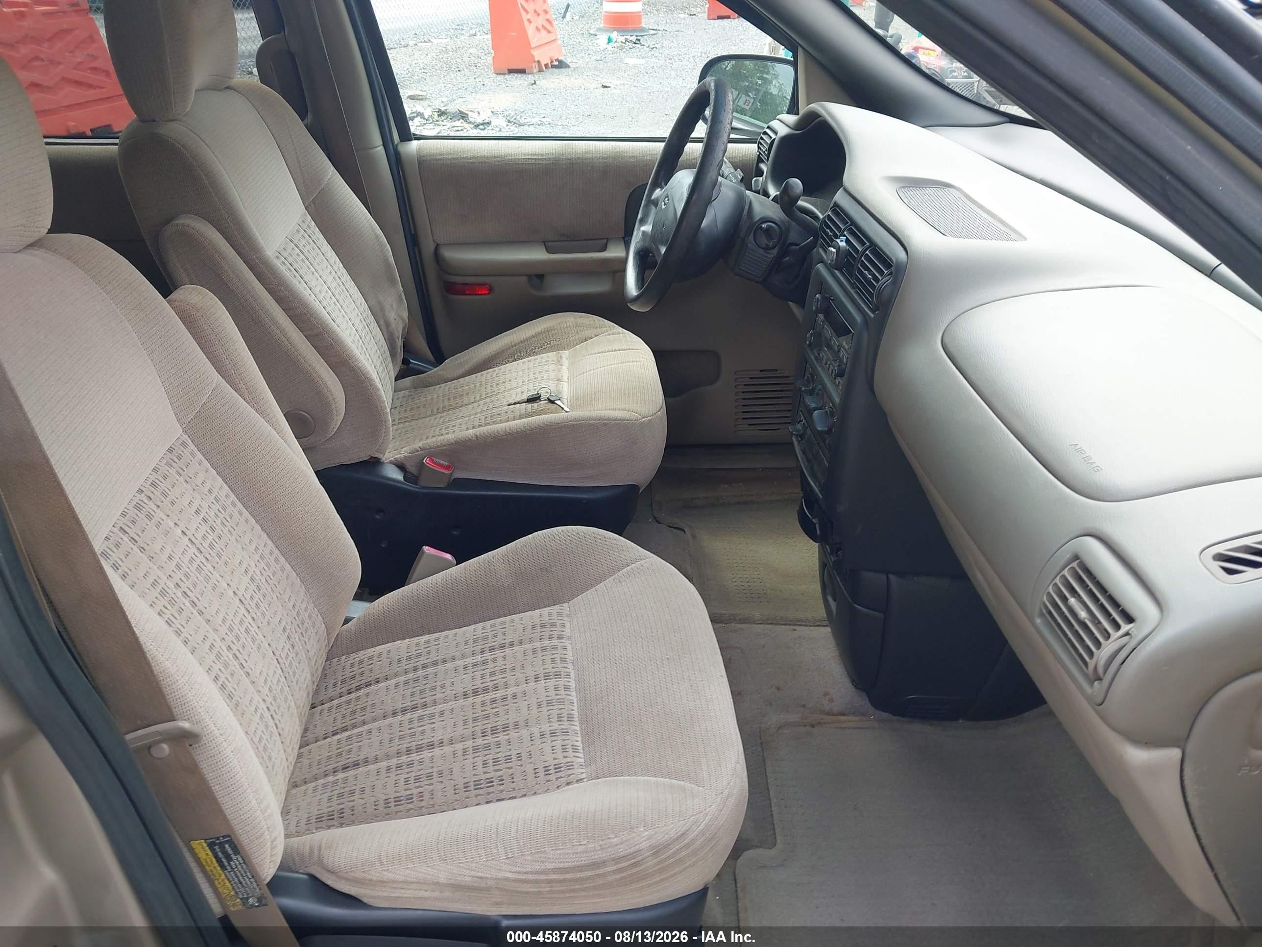 2002 Chevrolet Venture   Champagne vin: 1GNDX03EX2D109394