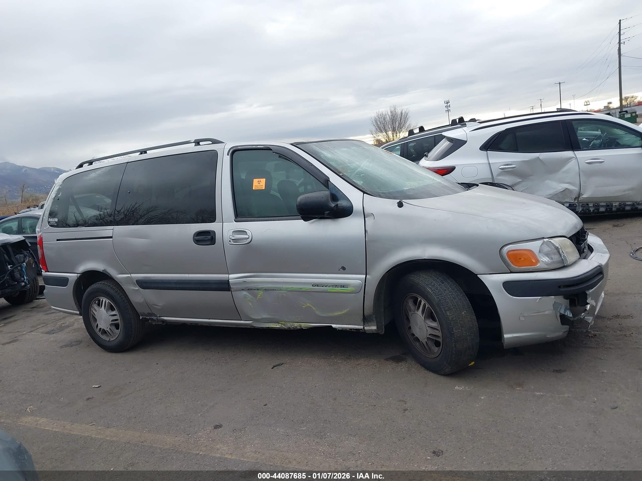 2004 Chevrolet Venture Ls Silver vin: 1GNDX03EX4D174667