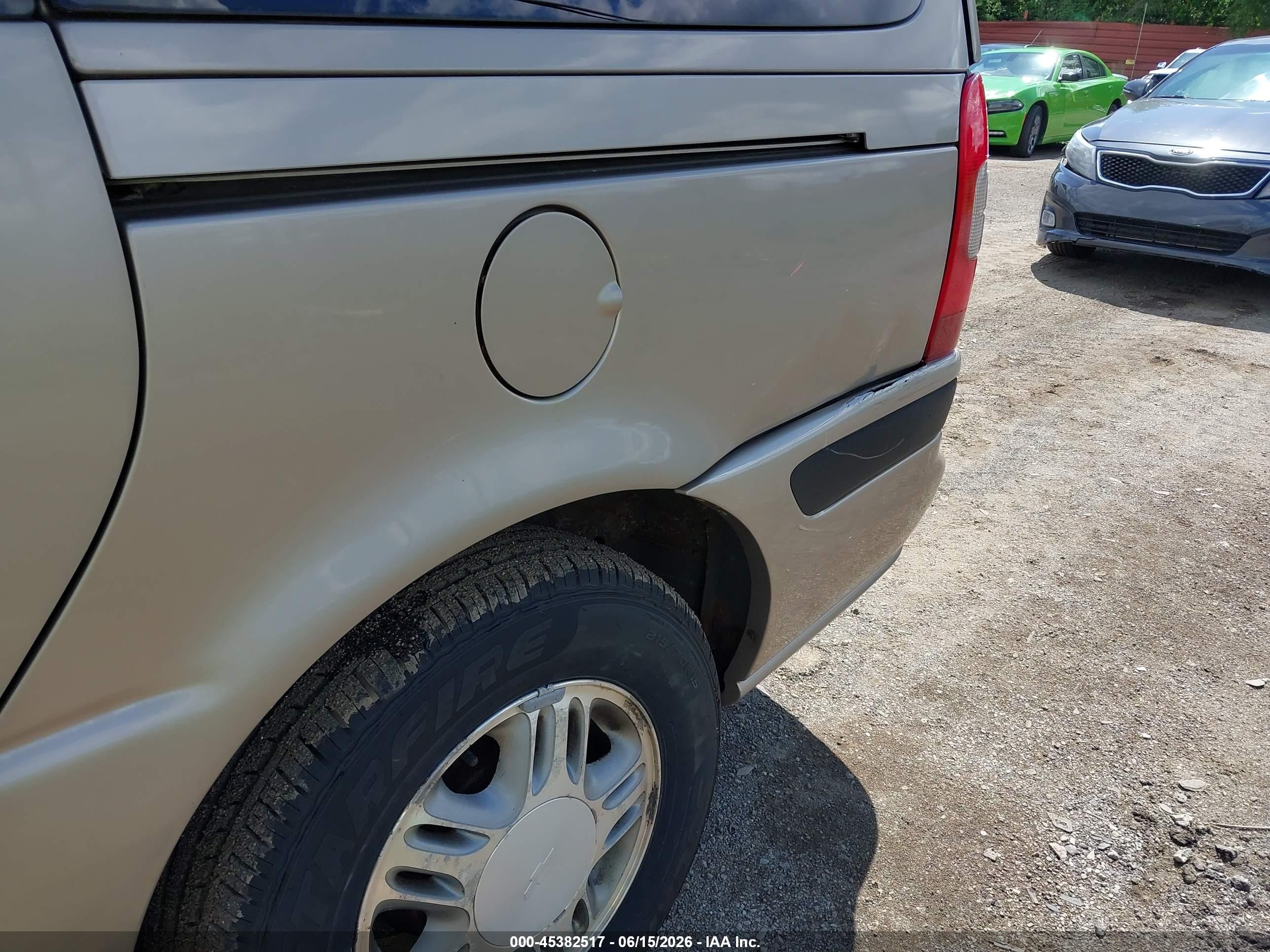 2004 Chevrolet Venture Ls Beige vin: 1GNDX03EX4D225536