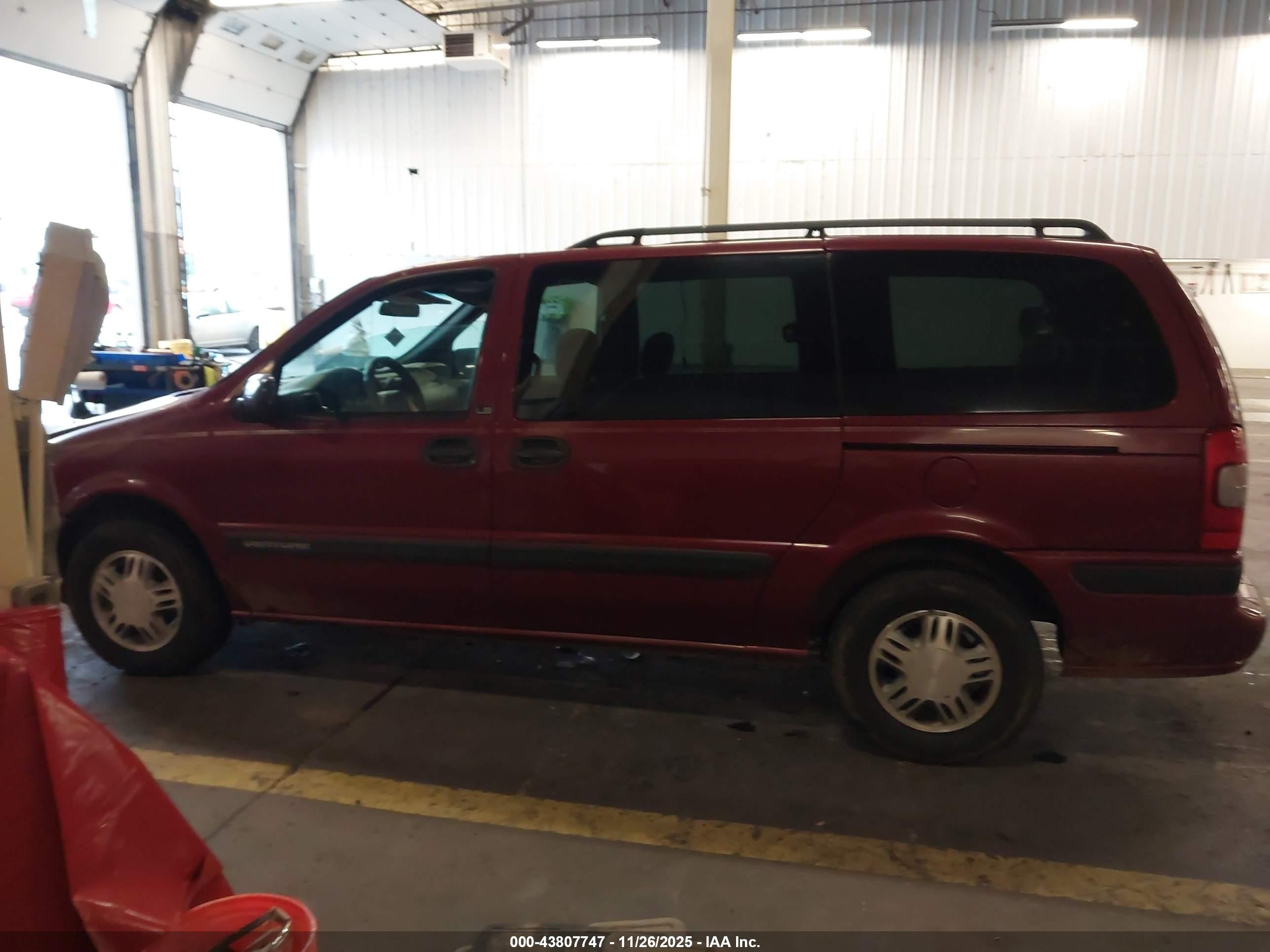 2004 Chevrolet Venture Ls Burgundy vin: 1GNDX03EX4D241686
