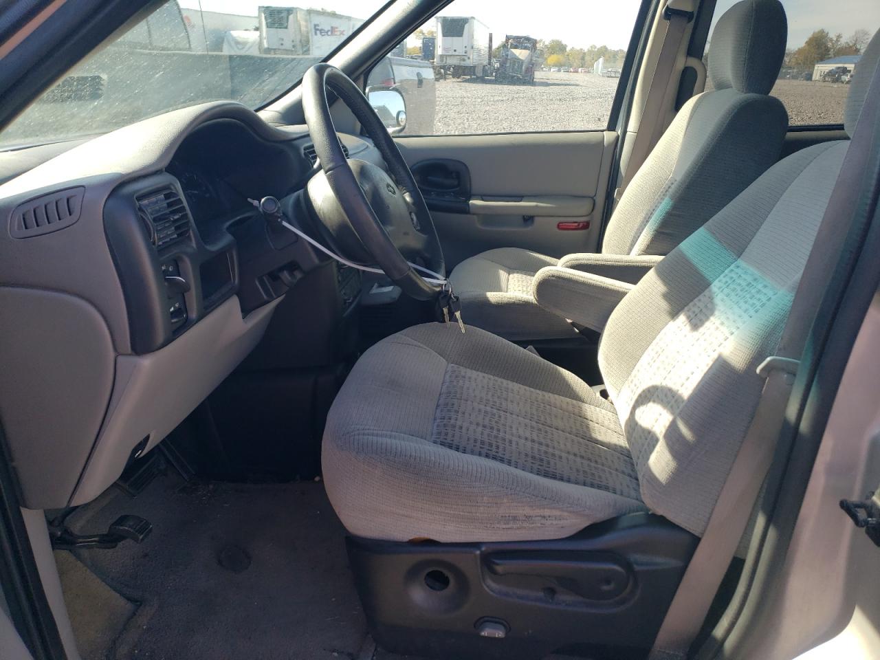 2004 Chevrolet Venture Luxury Серый vin: 1GNDX13E74D194932