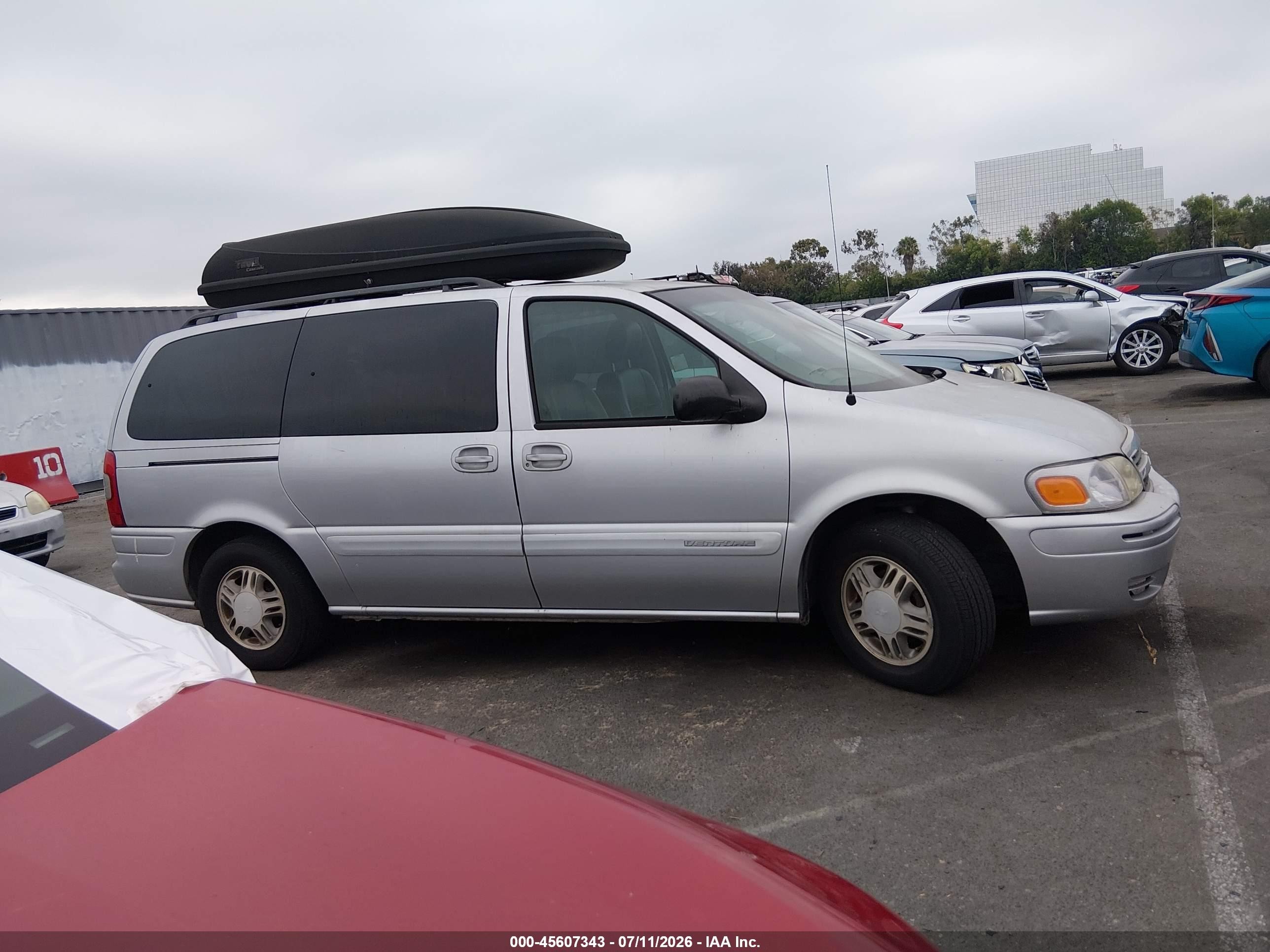 2003 Chevrolet Venture Luxury Silver vin: 1GNDX13EX3D322448