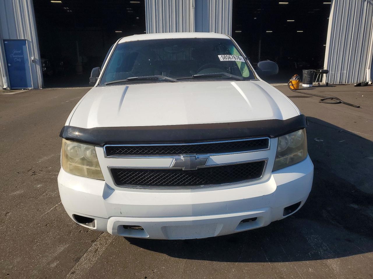 2007 Chevrolet Tahoe C1500 White vin: 1GNEC03067R403244