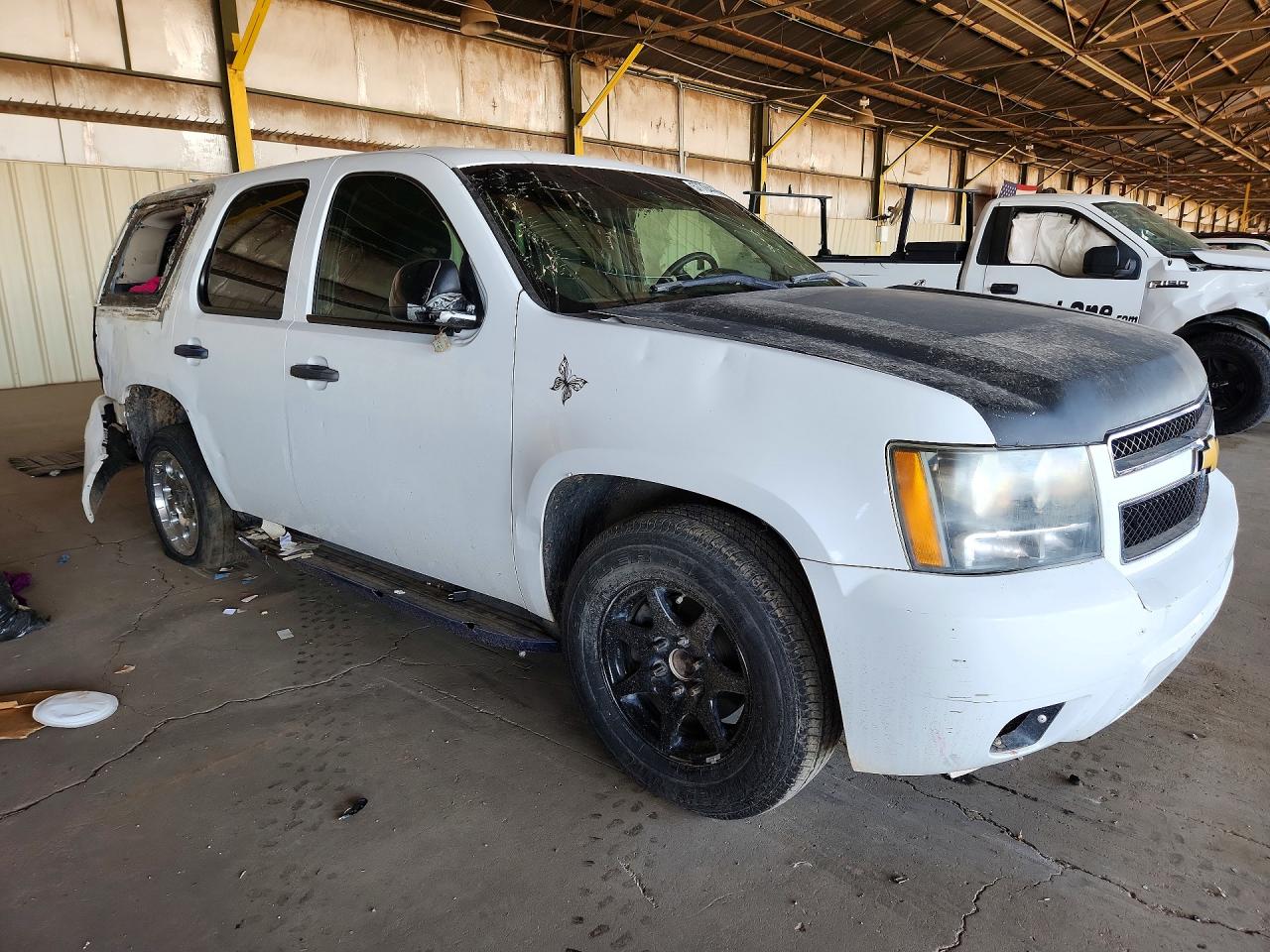 2007 Chevrolet Tahoe C1500 Белый vin: 1GNEC03077R360856