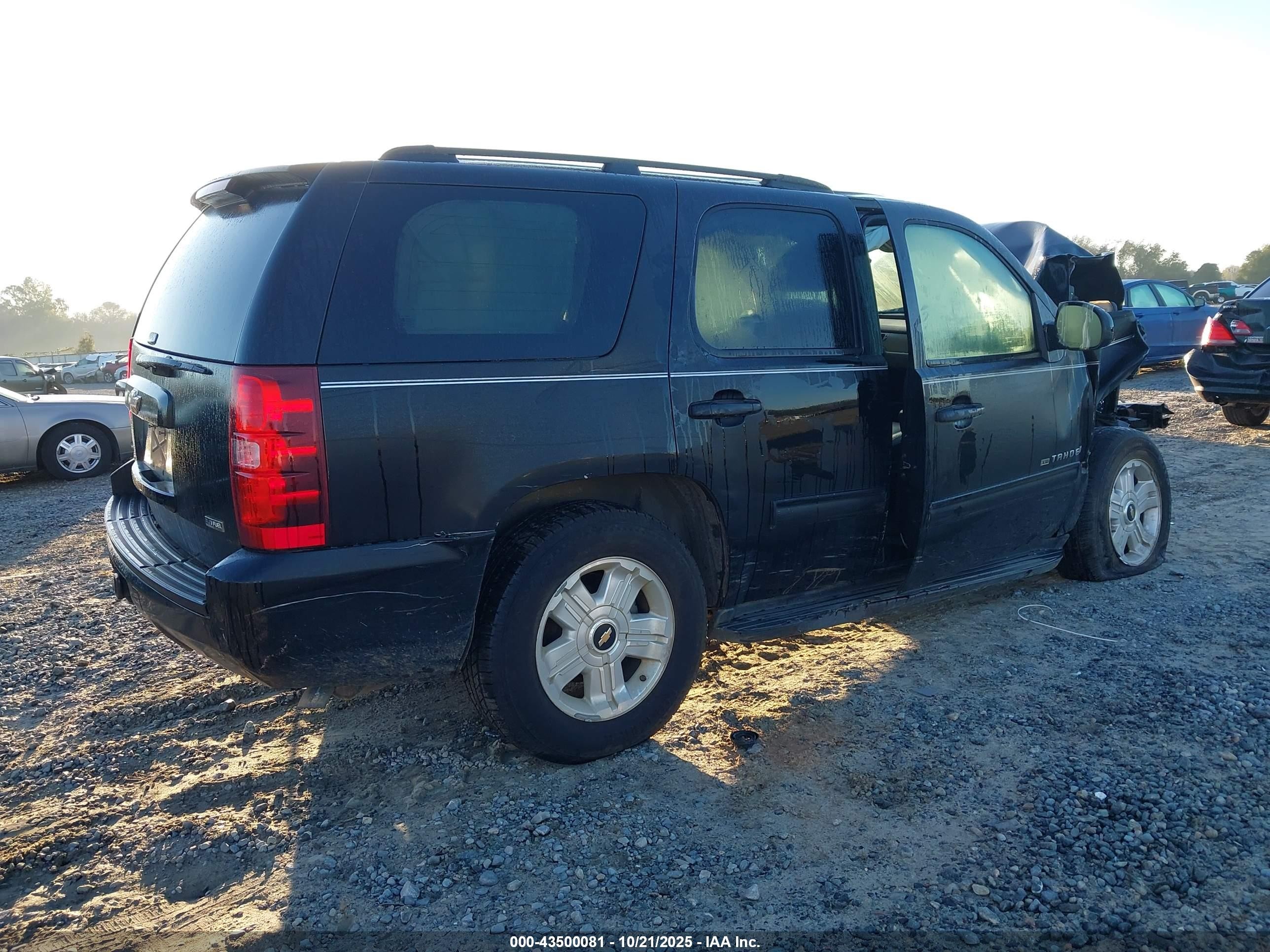 2009 Chevrolet Tahoe Ls Black vin: 1GNEC133X9R288067