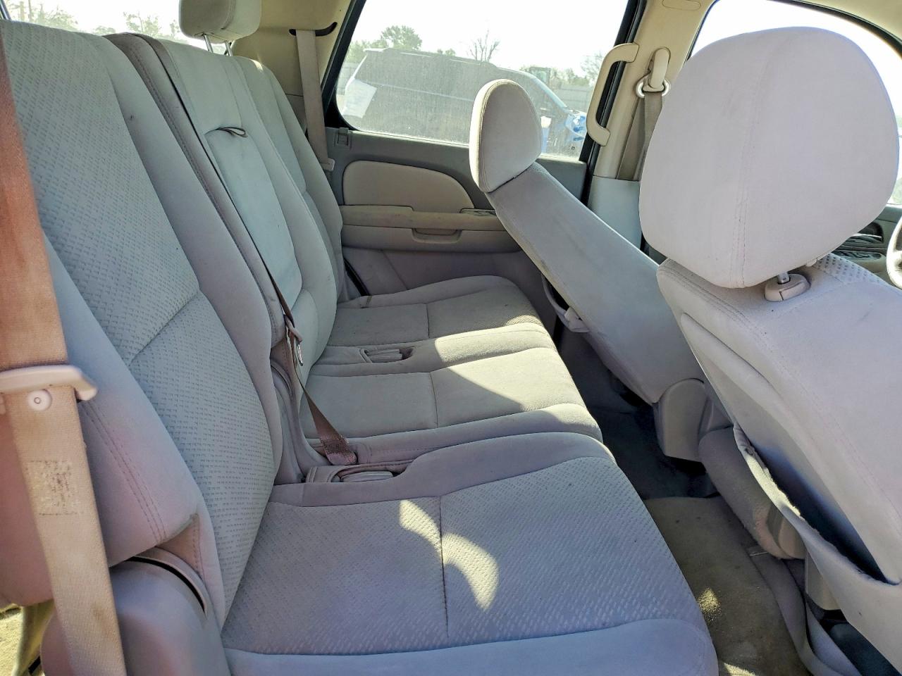 2007 Chevrolet Tahoe C1500 Tan vin: 1GNEC13J87R148465