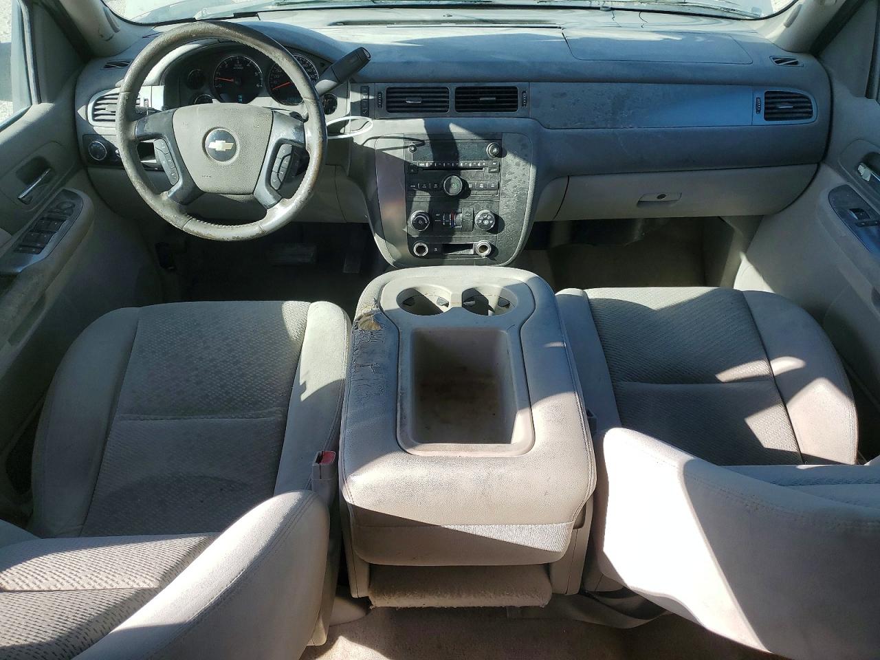 2007 Chevrolet Tahoe C1500 Tan vin: 1GNEC13J87R148465