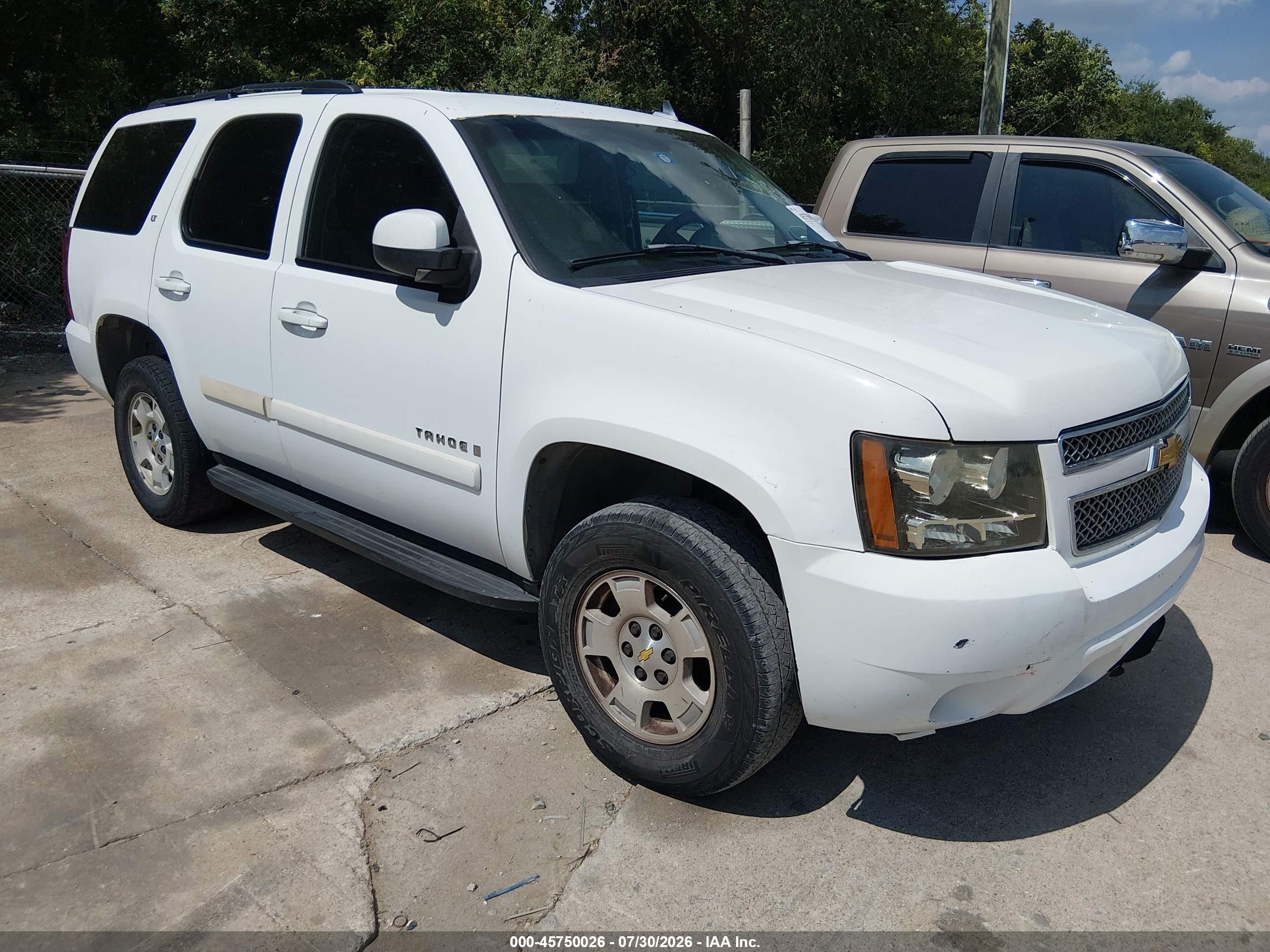 2007 Chevrolet Tahoe Lt Белый vin: 1GNEC13JX7R135216