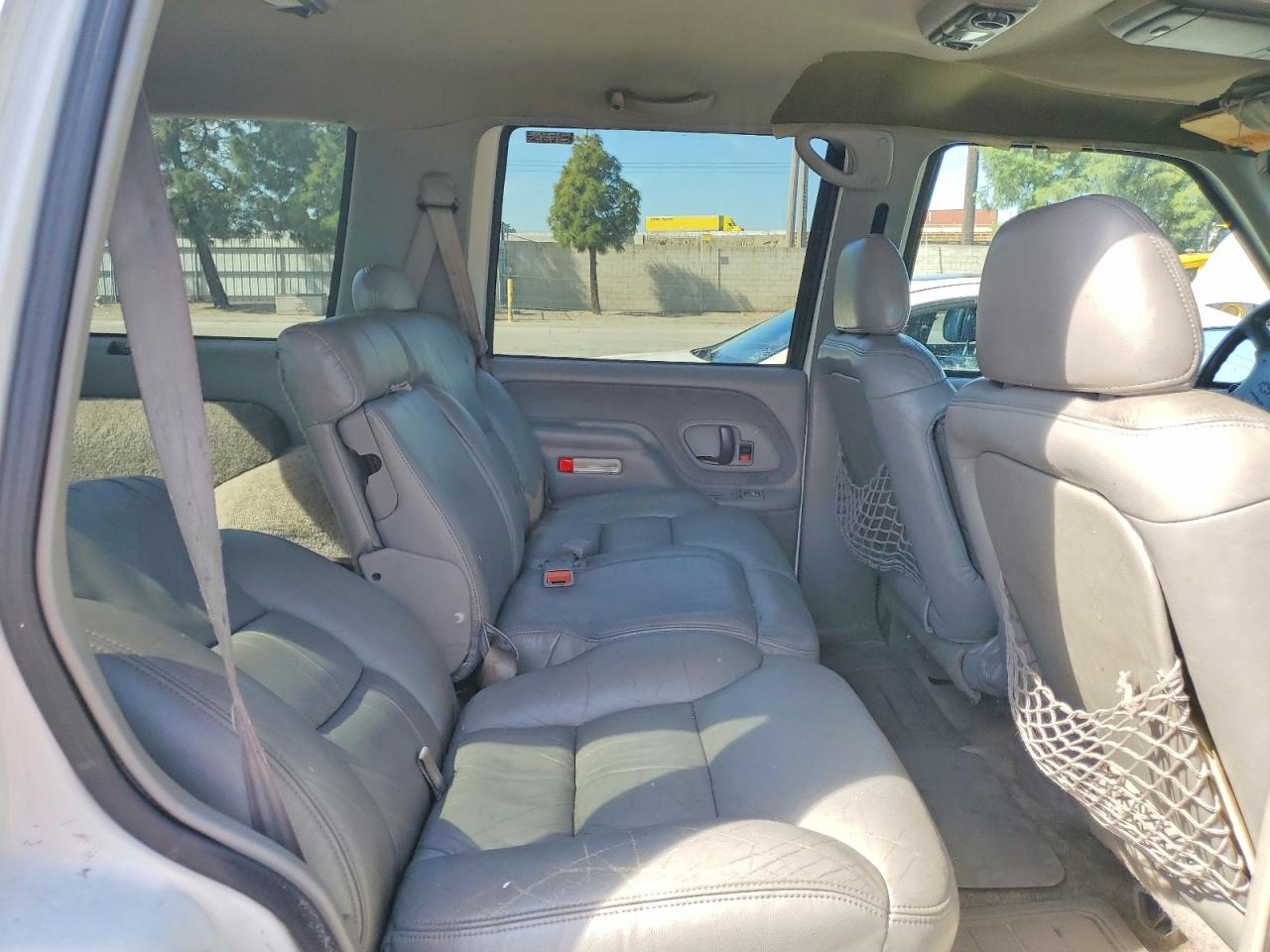 1995 Chevrolet Tahoe C1500 White vin: 1GNEC13K3SJ405502