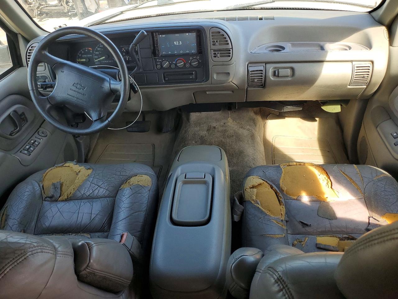 1995 Chevrolet Tahoe C1500 White vin: 1GNEC13K3SJ405502