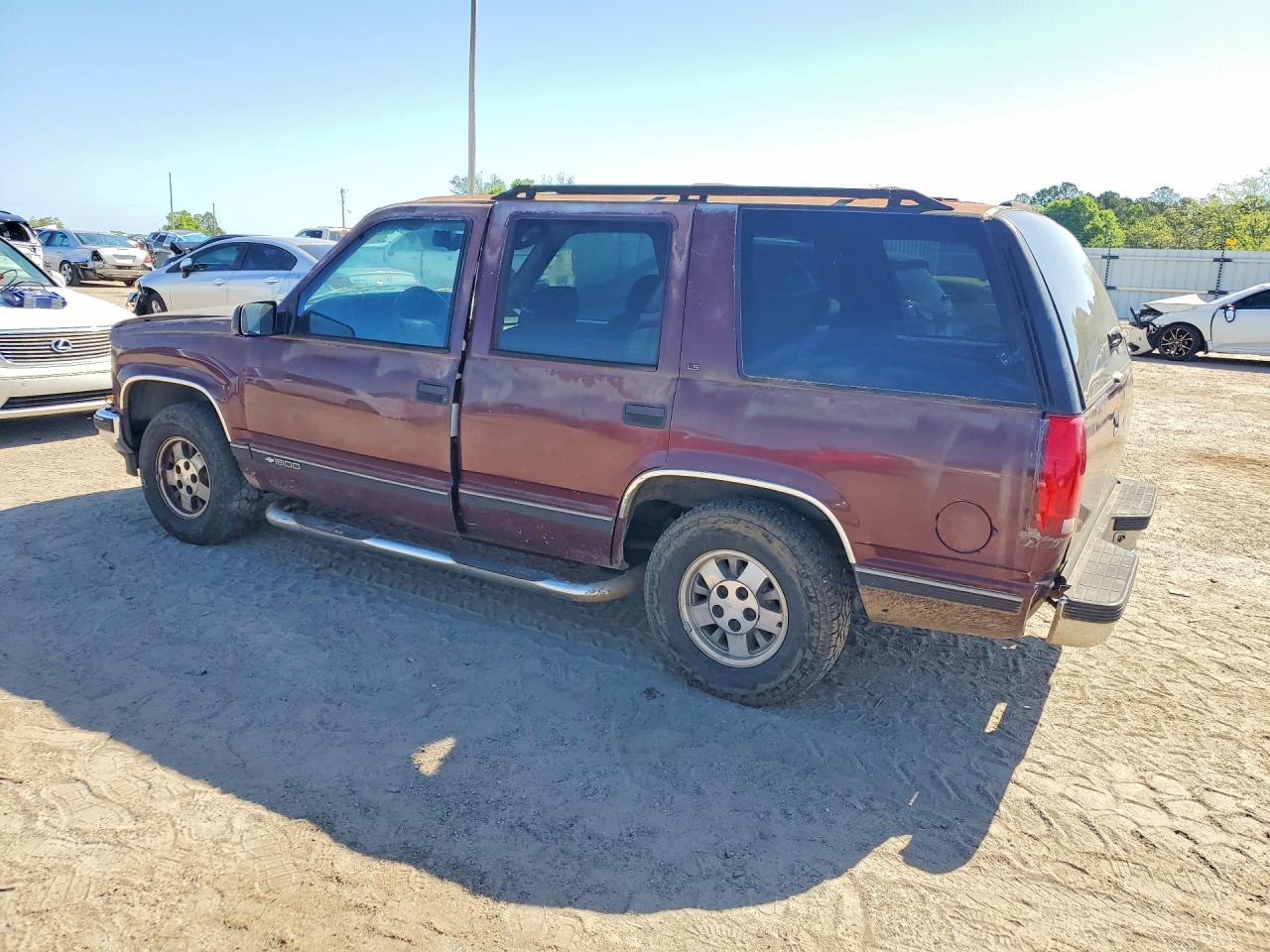 1995 Chevrolet Tahoe C1500 Бордовый vin: 1GNEC13K6SJ397881