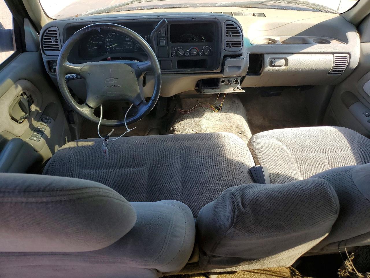 1995 Chevrolet Tahoe C1500 Бордовый vin: 1GNEC13K6SJ397881