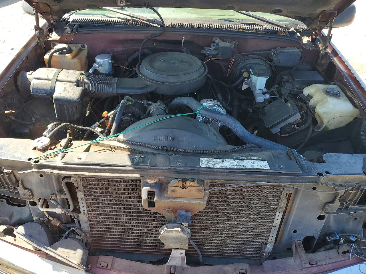 1995 Chevrolet Tahoe C1500 Бордовый vin: 1GNEC13K6SJ397881