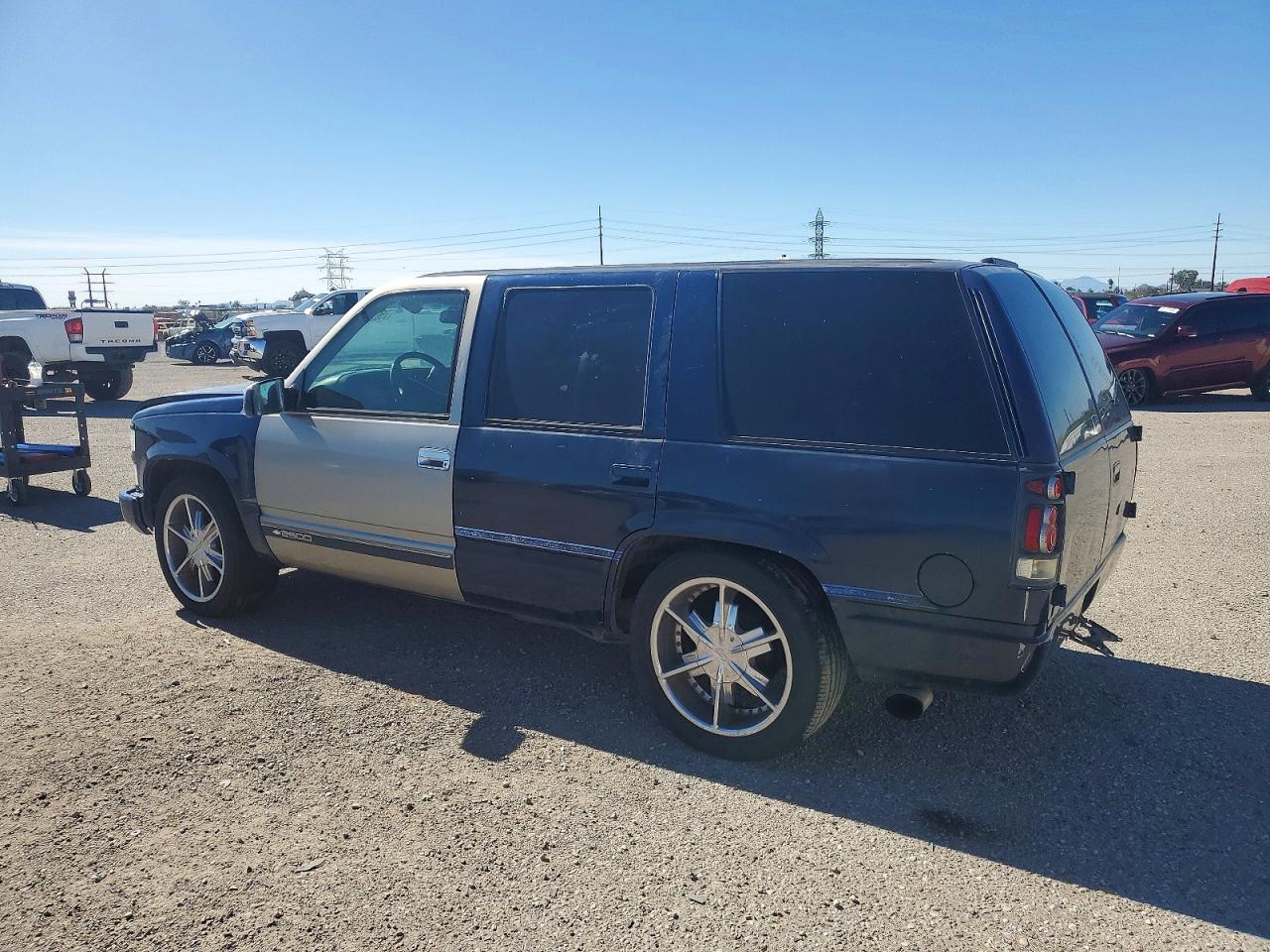 1995 Chevrolet Tahoe C1500 Синий vin: 1GNEC13K7SJ387585