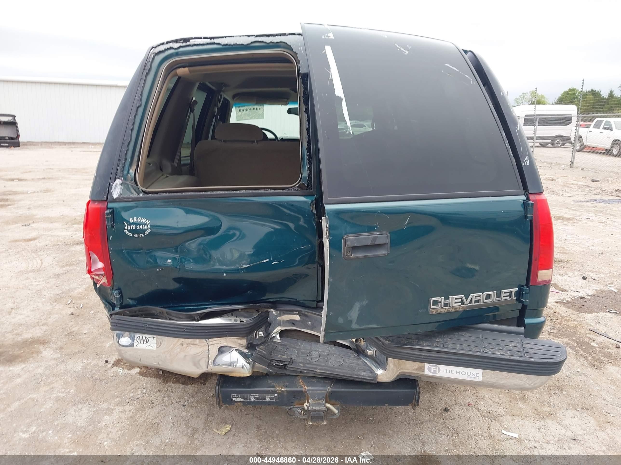 1999 Chevrolet Tahoe Ls Зеленый vin: 1GNEC13R0XJ313963