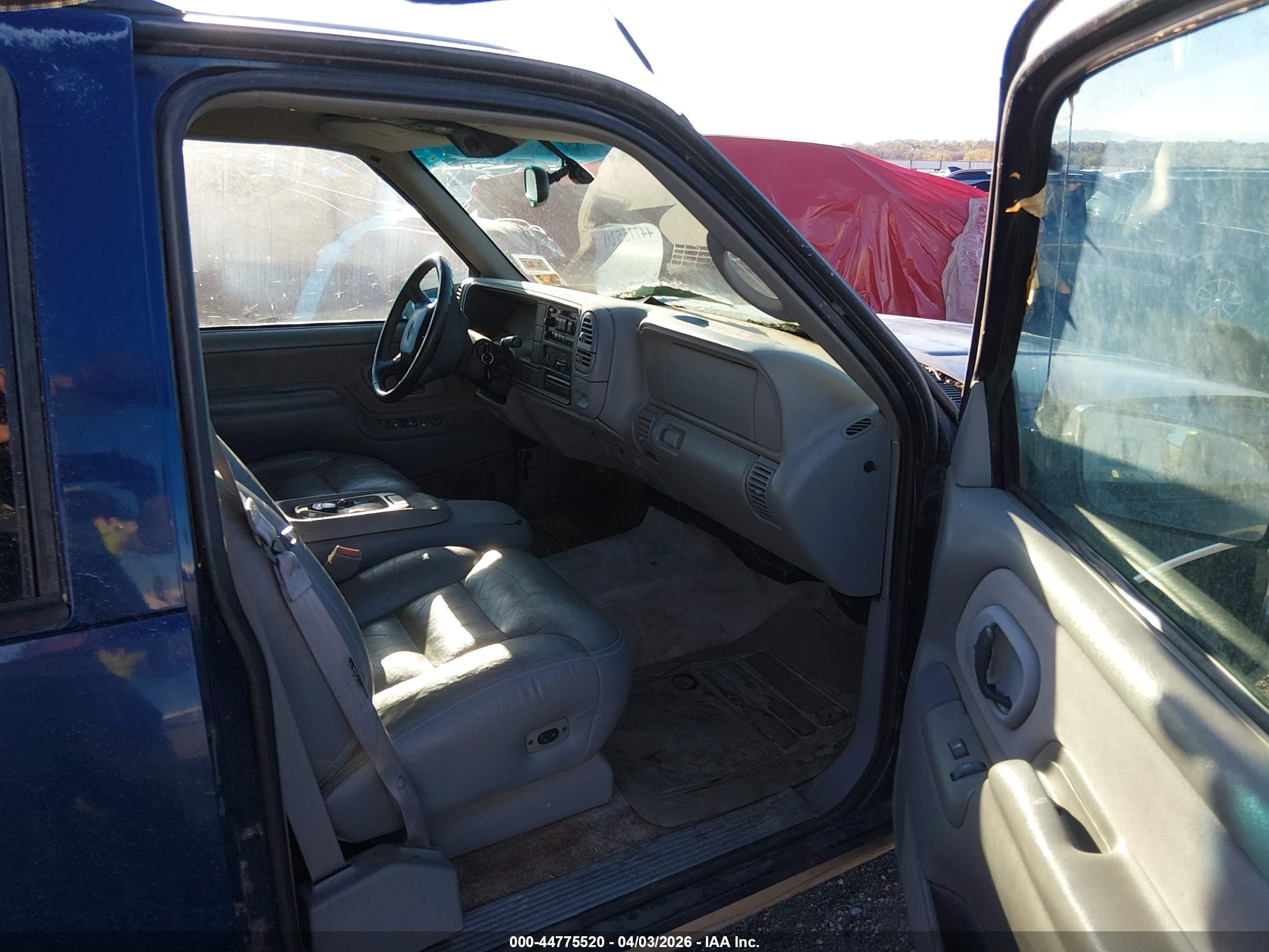 1999 Chevrolet Tahoe Lt Blue vin: 1GNEC13R0XJ546516