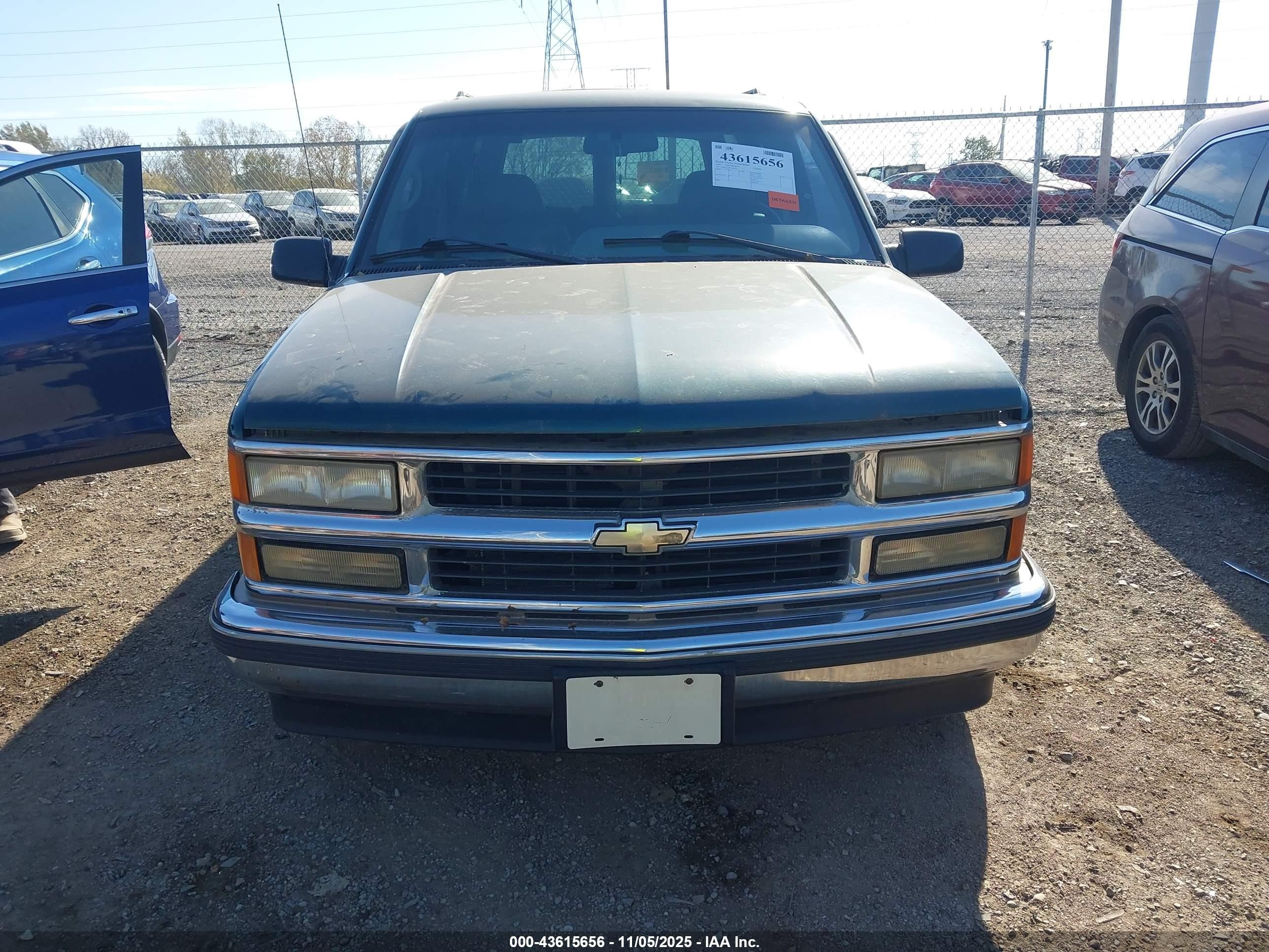 1996 Chevrolet Tahoe C1500 Зеленый vin: 1GNEC13R2TJ348322