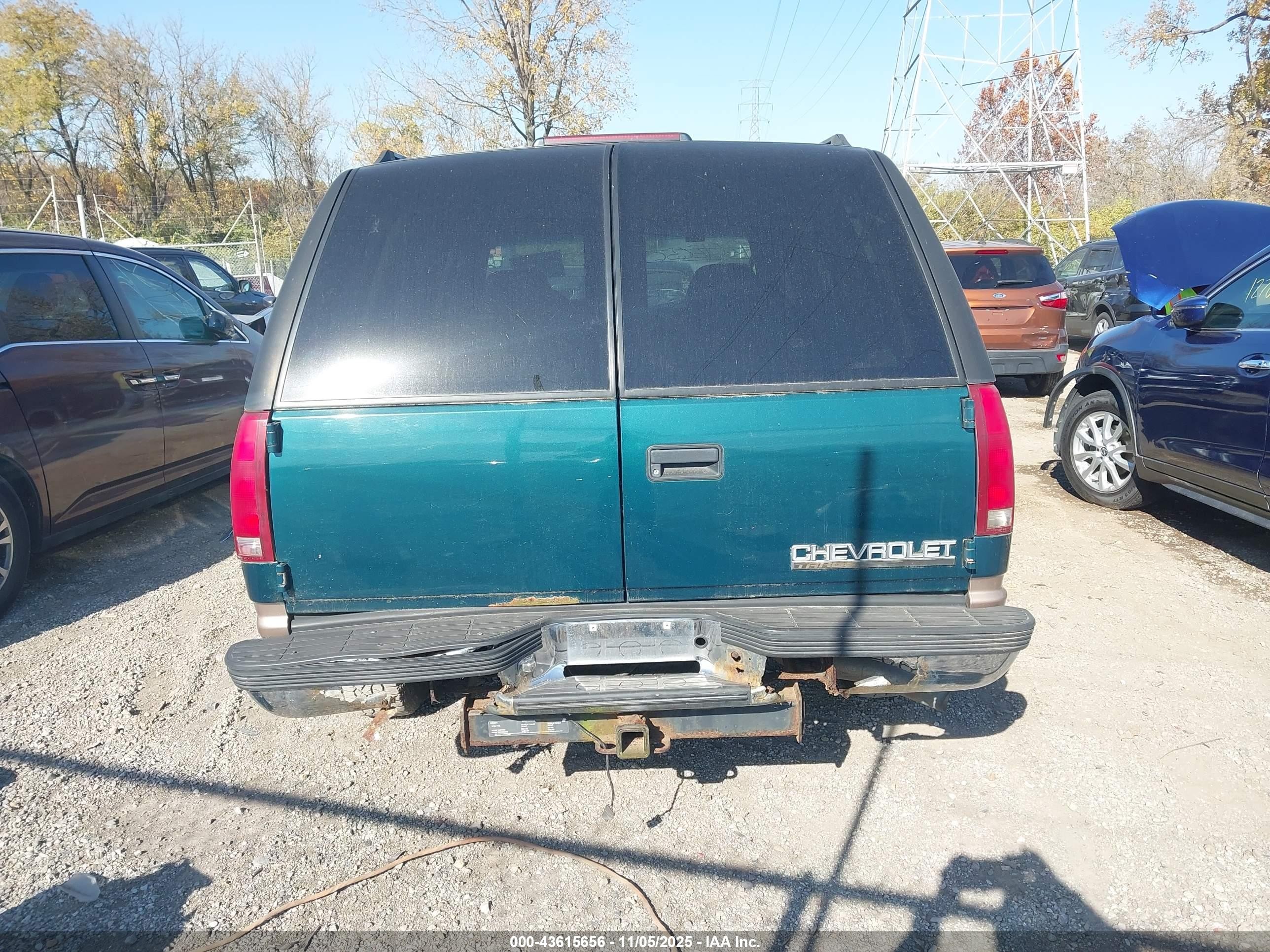 1996 Chevrolet Tahoe C1500 Зеленый vin: 1GNEC13R2TJ348322