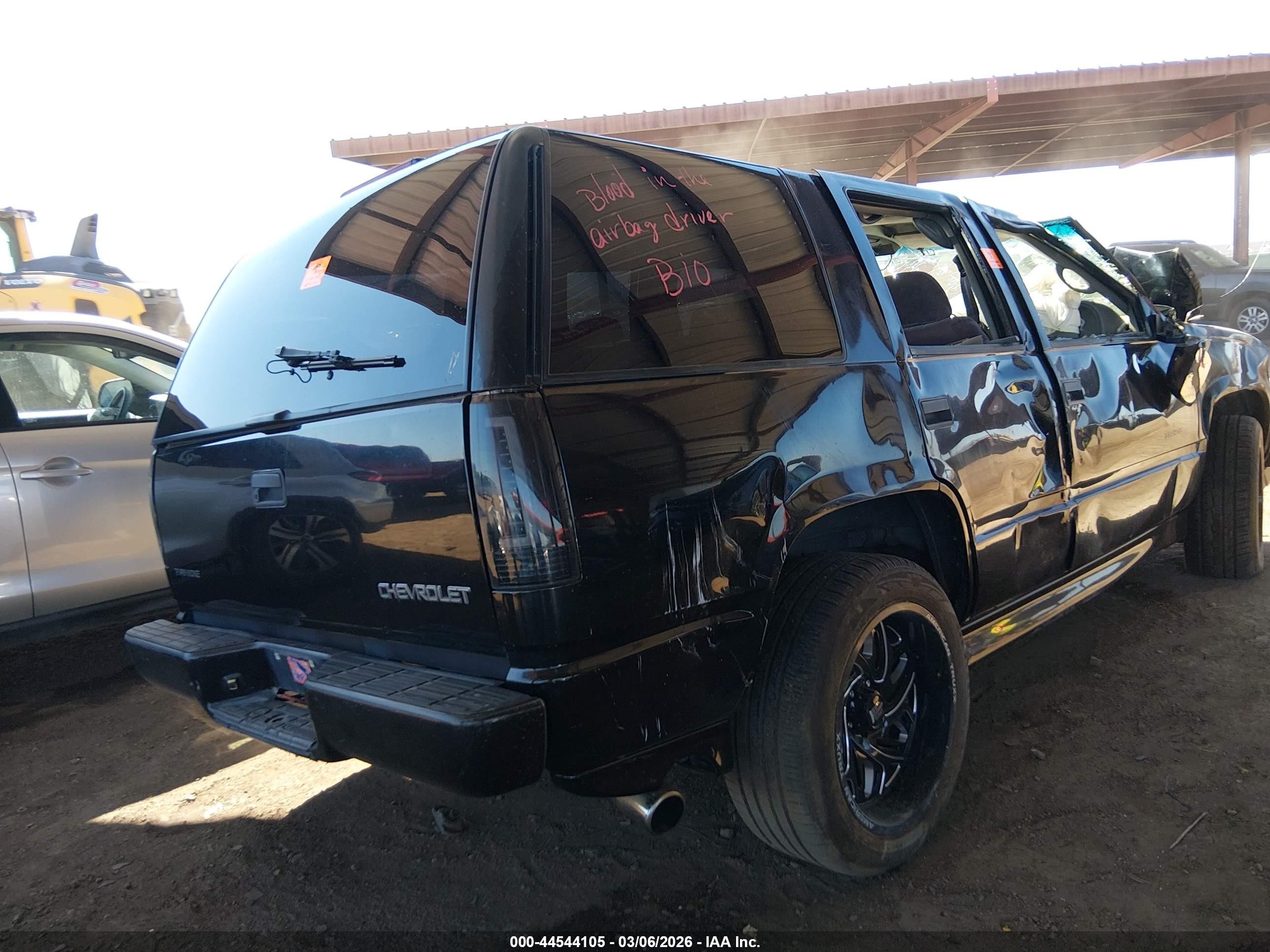 2000 Chevrolet Tahoe Limited Black vin: 1GNEC13R2YR128848