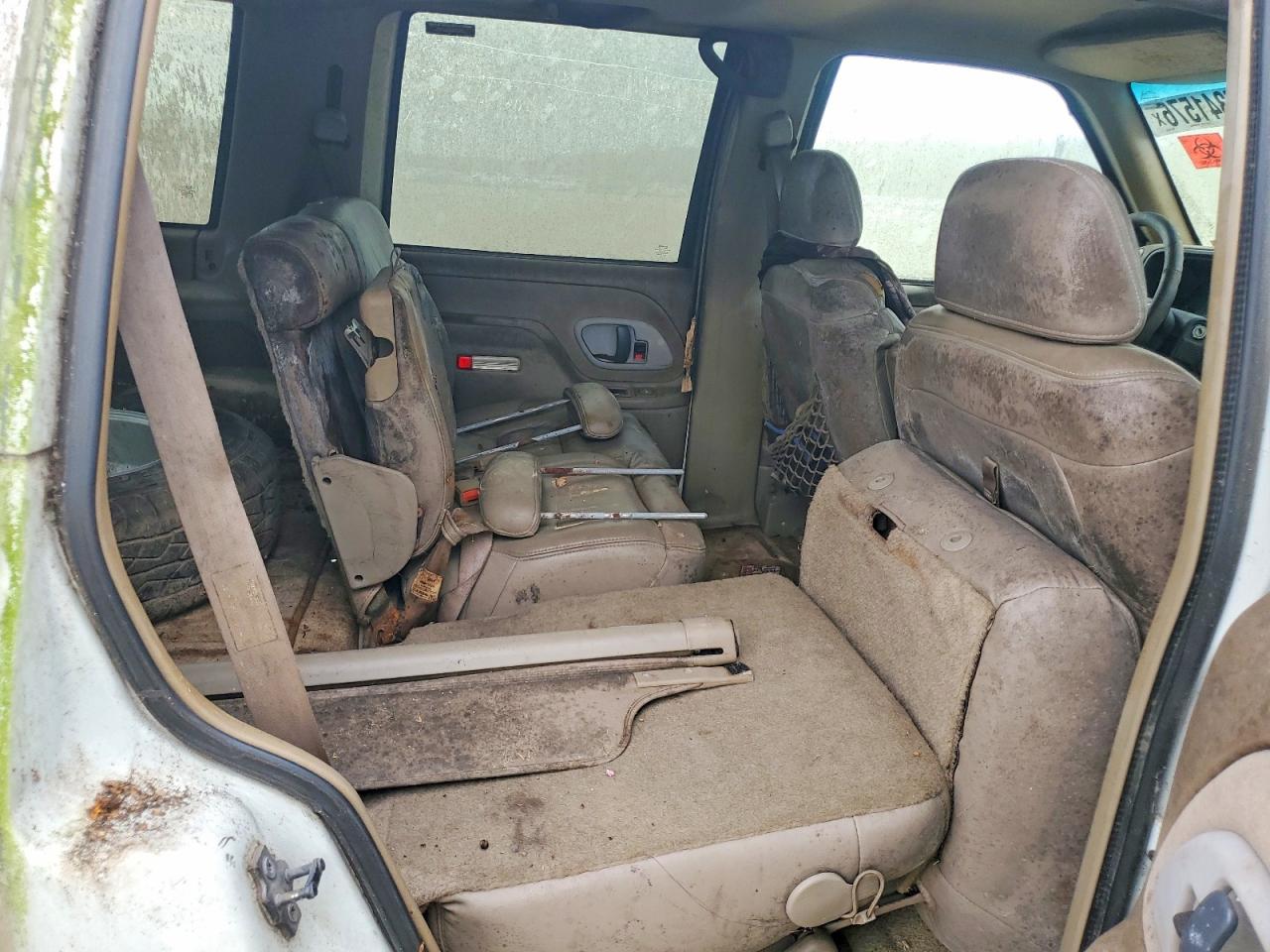 1999 Chevrolet Tahoe C1500 White vin: 1GNEC13R3XJ541701