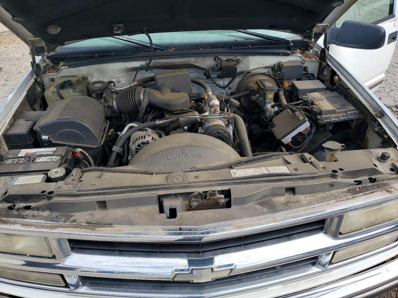 1997 Chevrolet Tahoe C1500 White vin: 1GNEC13R4VJ396200