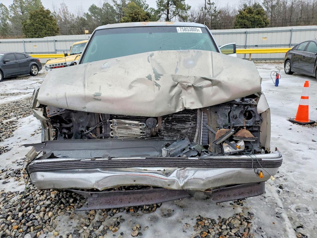 1998 Chevrolet Tahoe C1500 Silver vin: 1GNEC13R4WJ375753