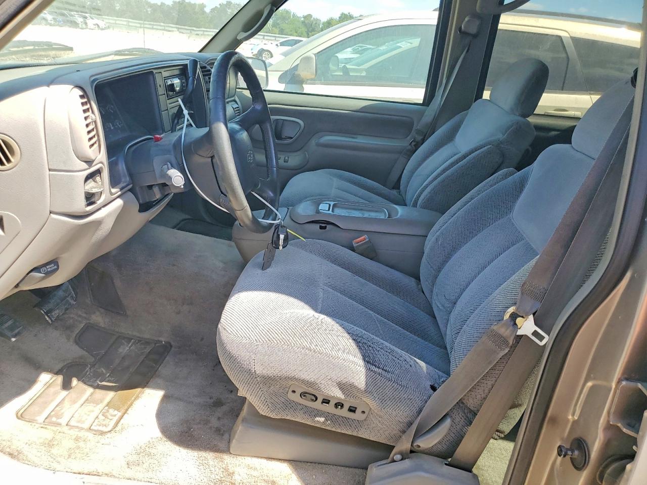 1999 Chevrolet Tahoe C1500 Tan vin: 1GNEC13R4XJ435872