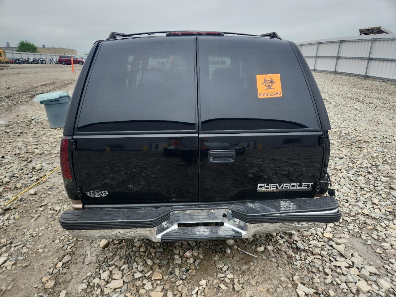 1996 Chevrolet Tahoe C1500 Black vin: 1GNEC13R5TJ329053