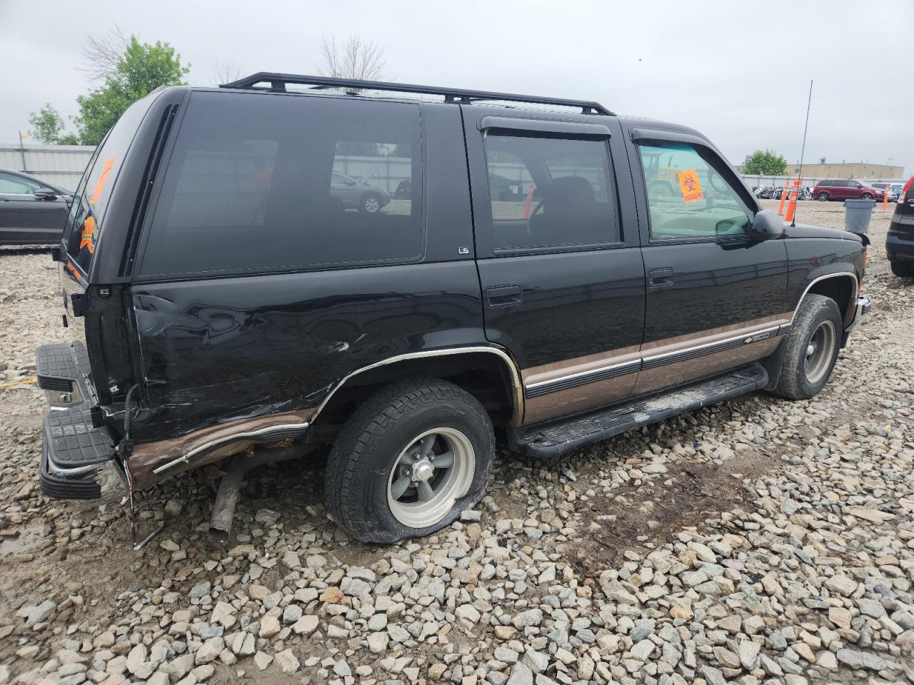 1996 Chevrolet Tahoe C1500 Black vin: 1GNEC13R5TJ329053