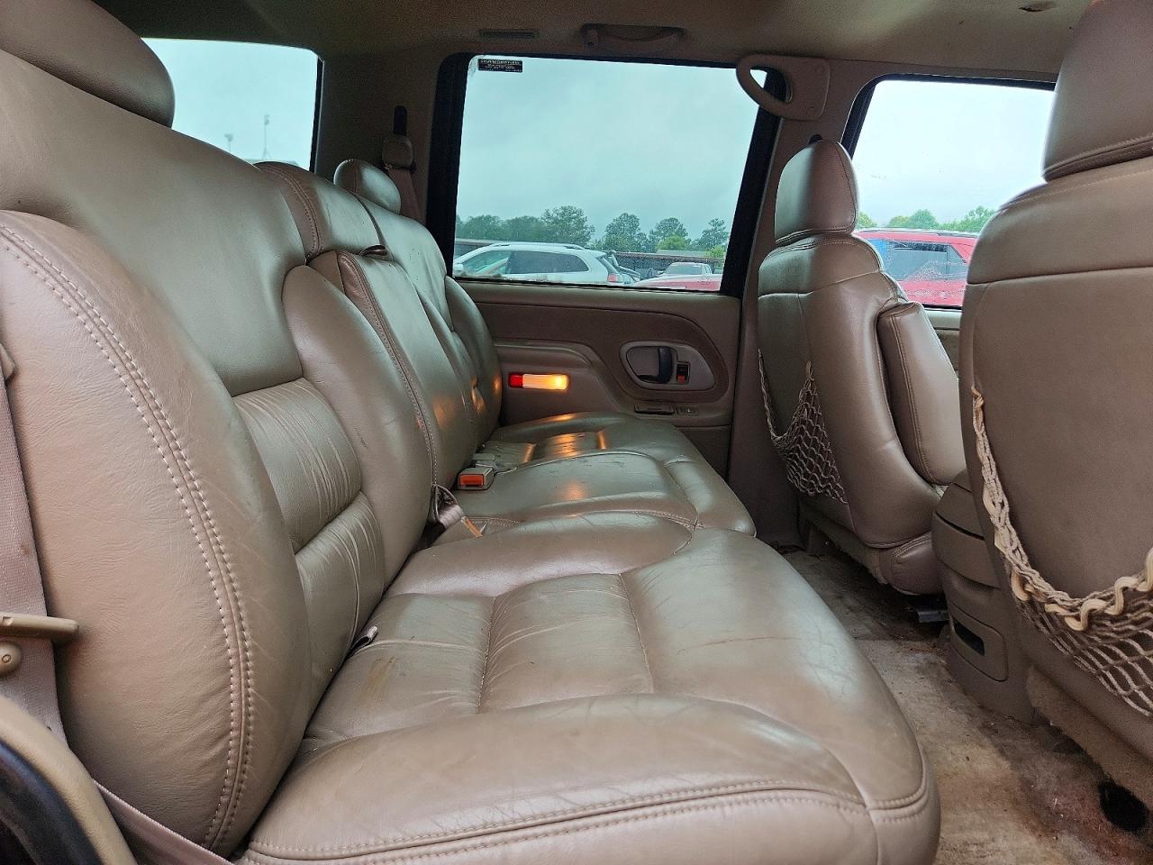1999 Chevrolet Tahoe C1500 Black vin: 1GNEC13R5XR150115