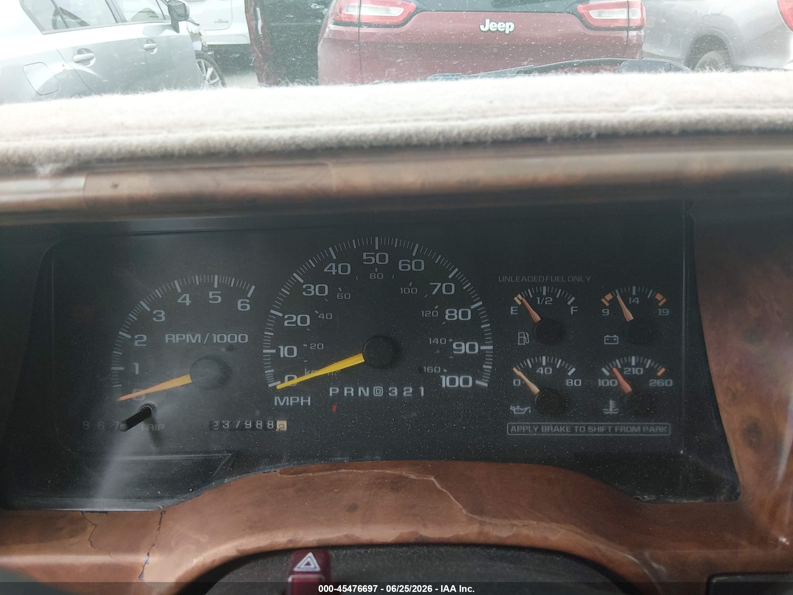 1999 Chevrolet Tahoe Ls Темно-бордовый vin: 1GNEC13R6XJ383208