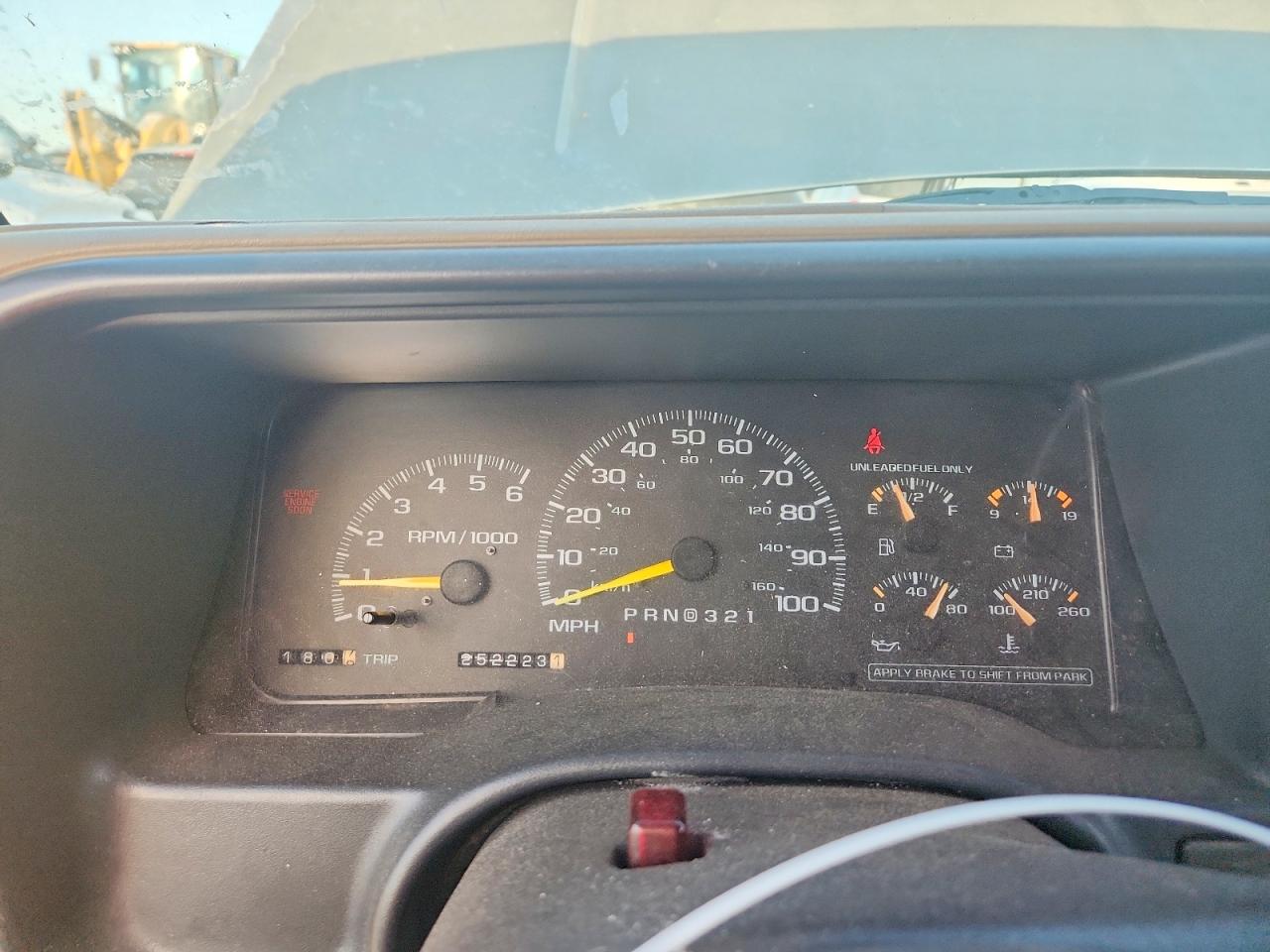 1999 Chevrolet Tahoe C1500 Brown vin: 1GNEC13R6XJ483194