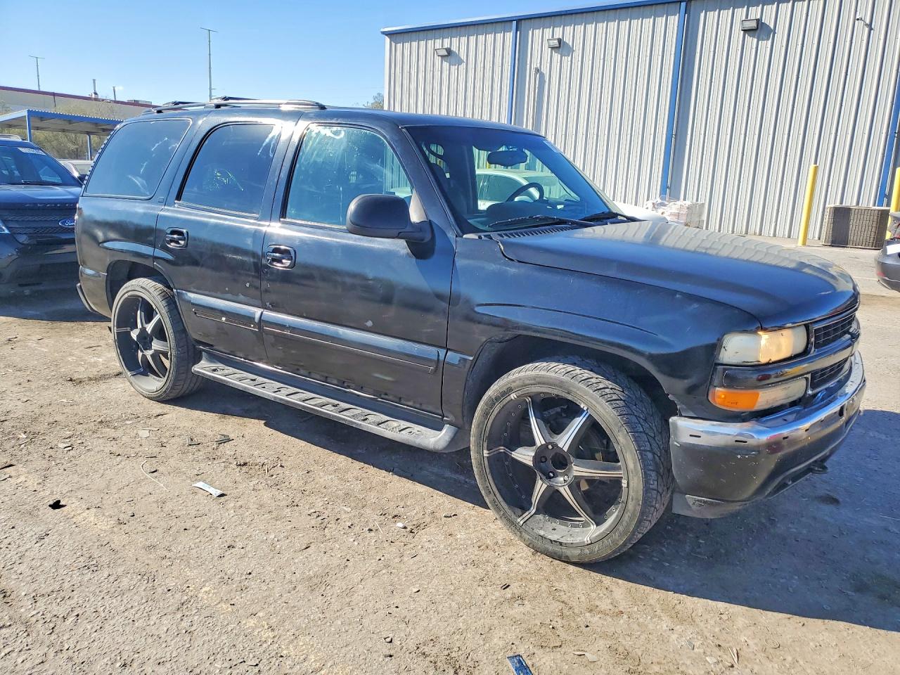 2001 Chevrolet Tahoe C1500 Black vin: 1GNEC13T01J120621